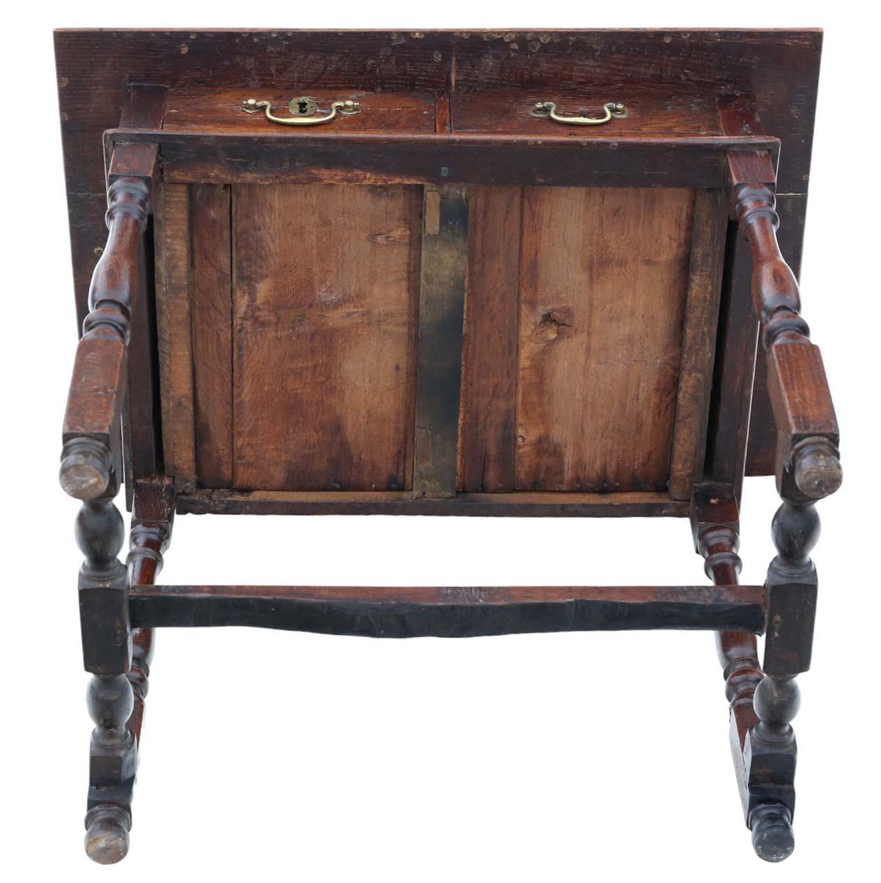 High-Quality Antique Oak Writing Table - Early 18th Century Desk Side Dressing For Sale 7