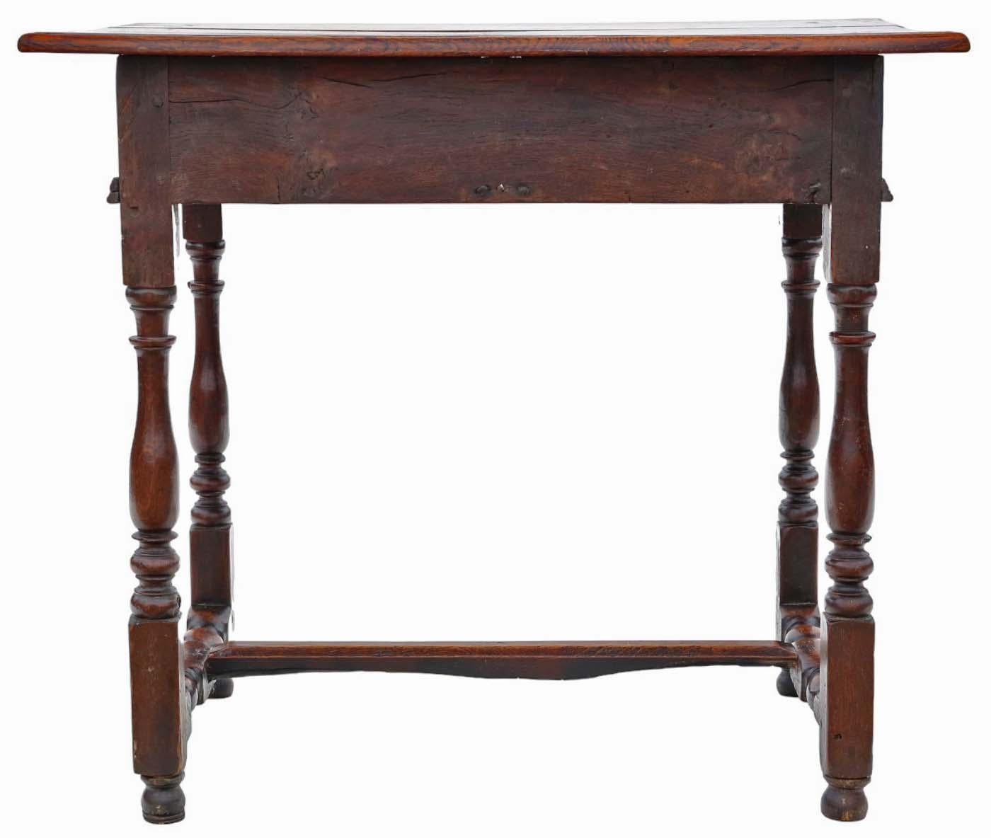 High-Quality Antique Oak Writing Table - Early 18th Century Desk Side Dressing For Sale 4