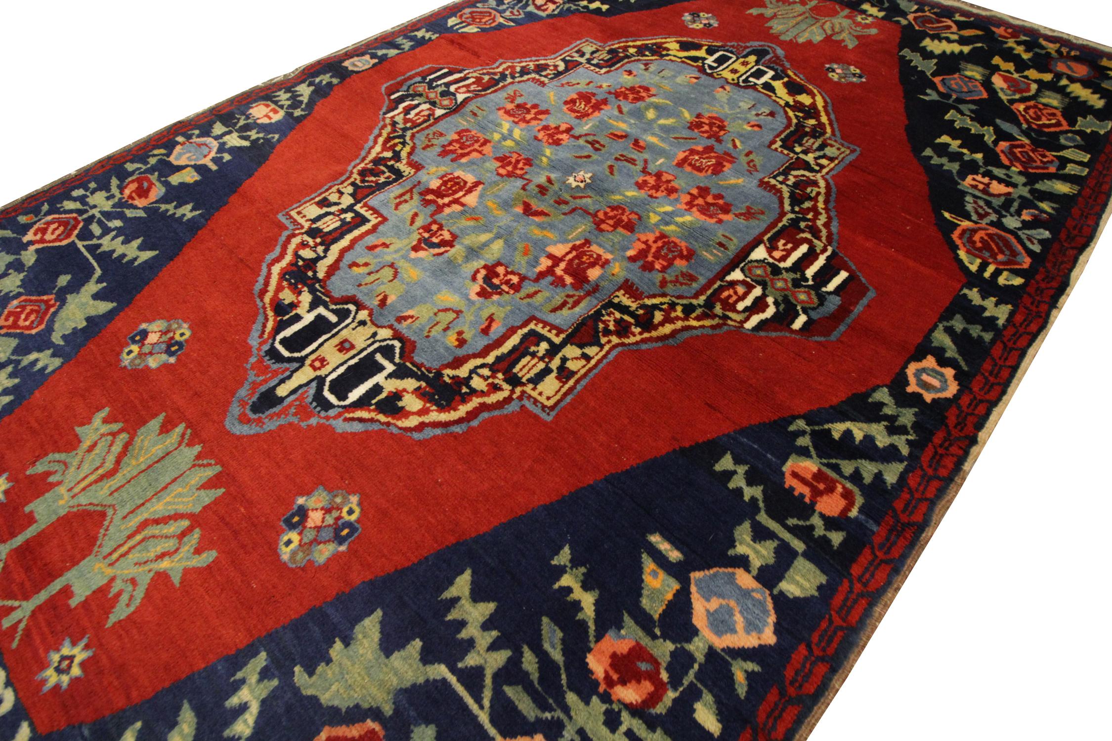 Art Deco High-Quality Antique Rug Caucasian Carpet Rug, Traditional Living Room Rug Sale For Sale
