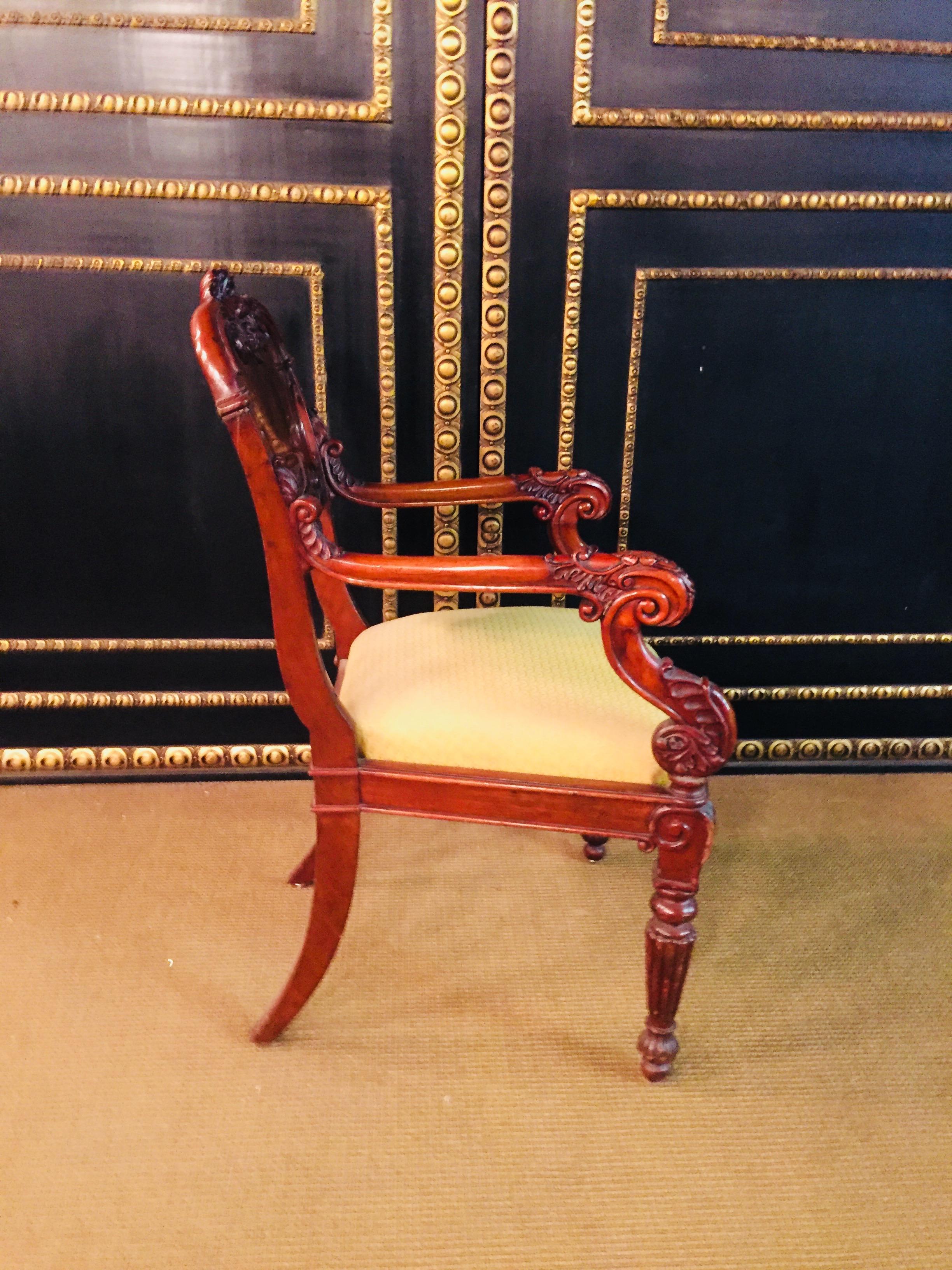 High-Quality Armchair, Russia circa 1830 Solid Mahogany In Good Condition In Berlin, DE