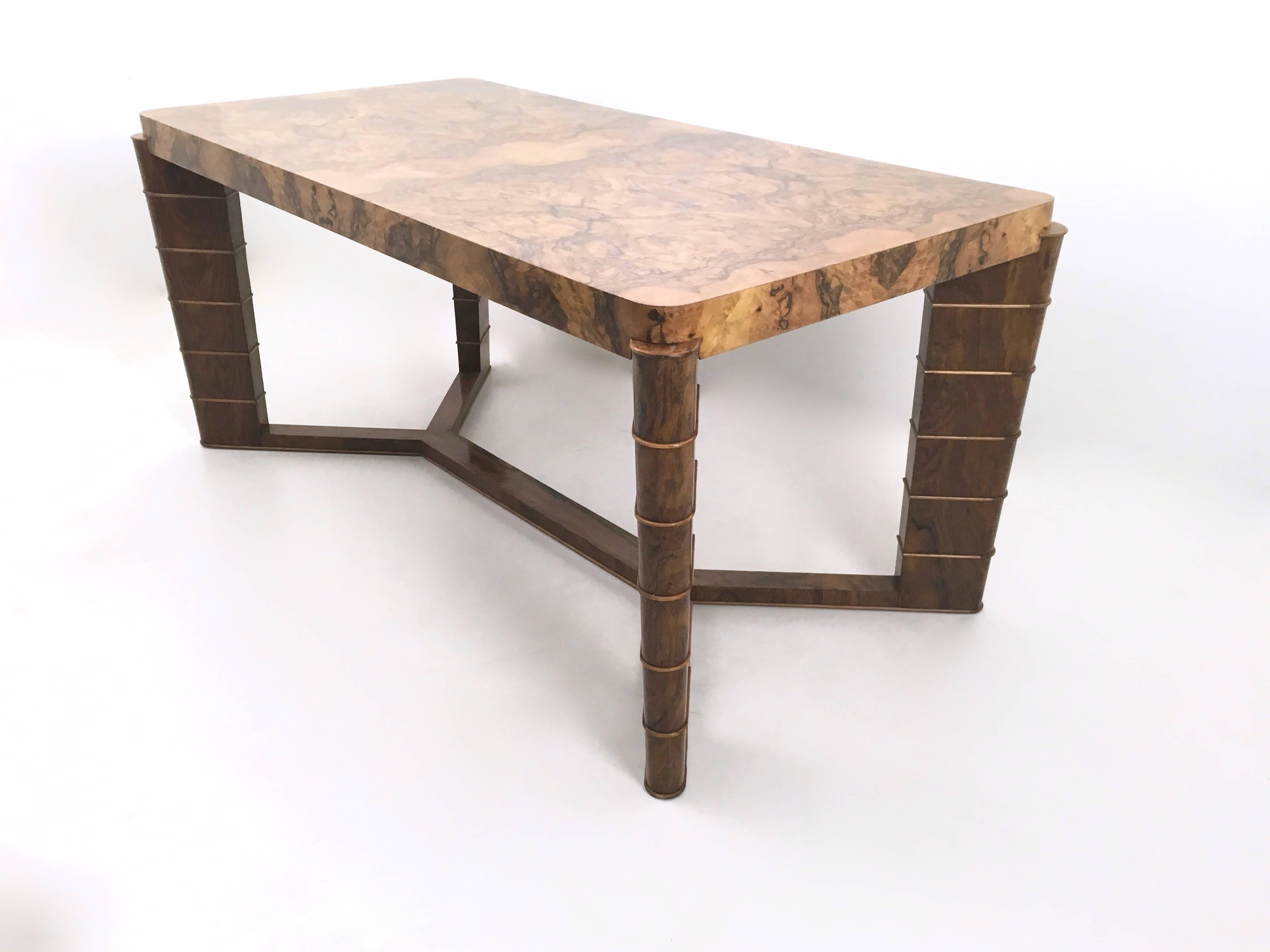 Mid-20th Century High-Quality Art Deco Rectangular Walnut and Root Dining Table, Italy
