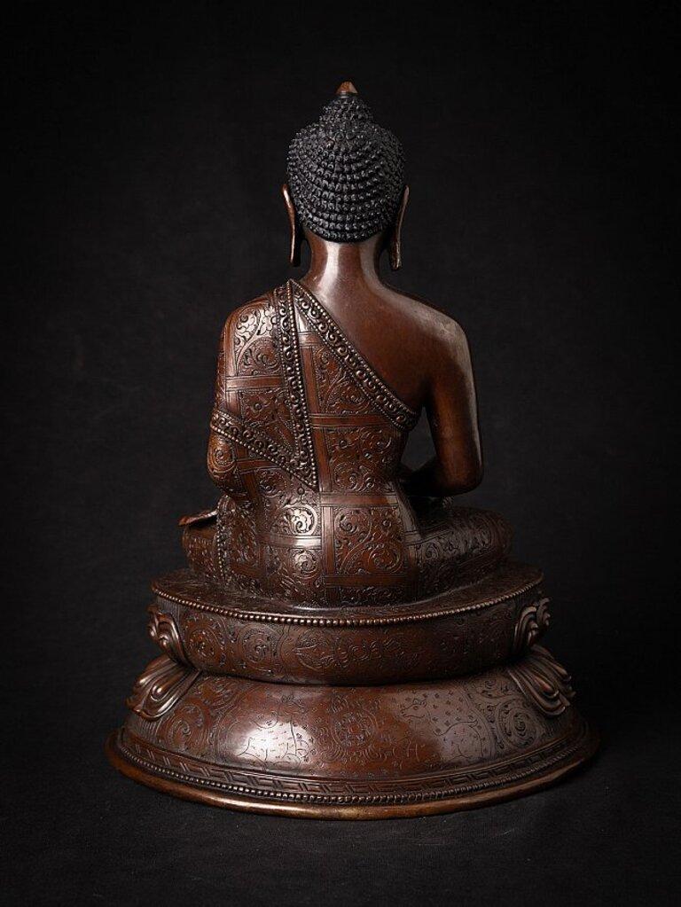 XXI secolo e contemporaneo Statua di Buddha Nepalese in bronzo di alta qualità