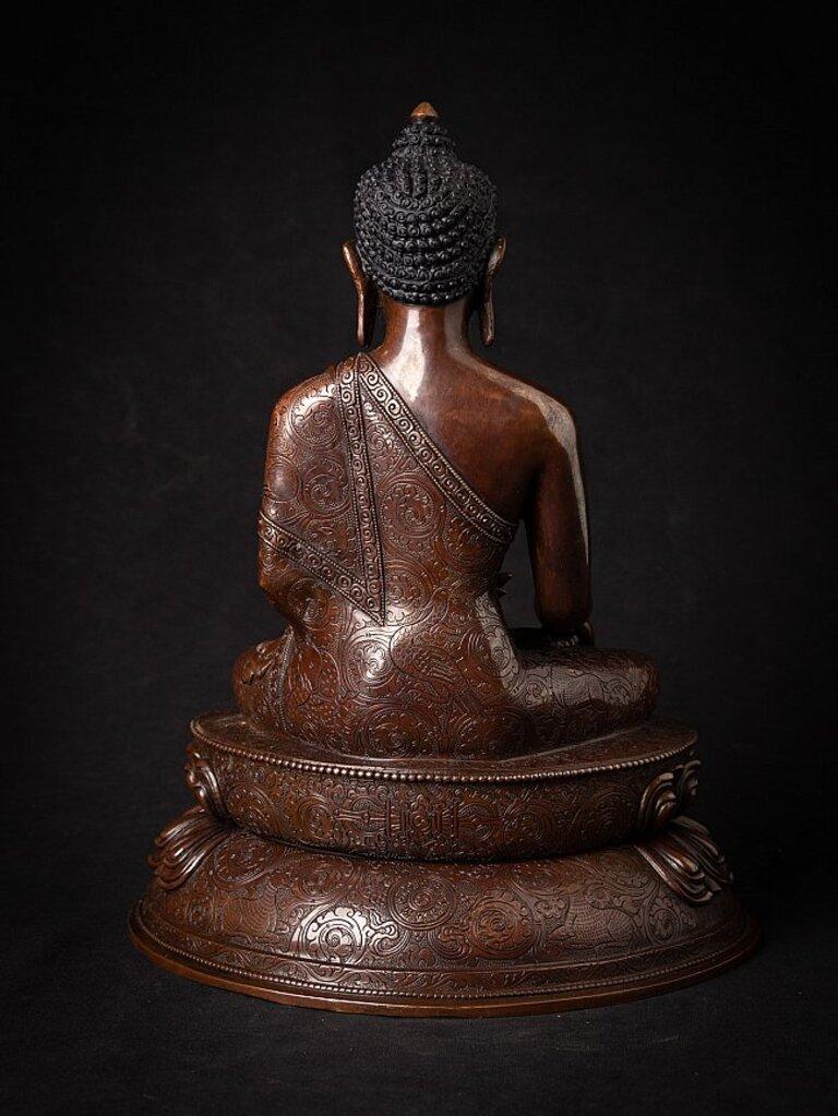 XXI secolo e contemporaneo Statua di Buddha Nepalese in bronzo di alta qualità