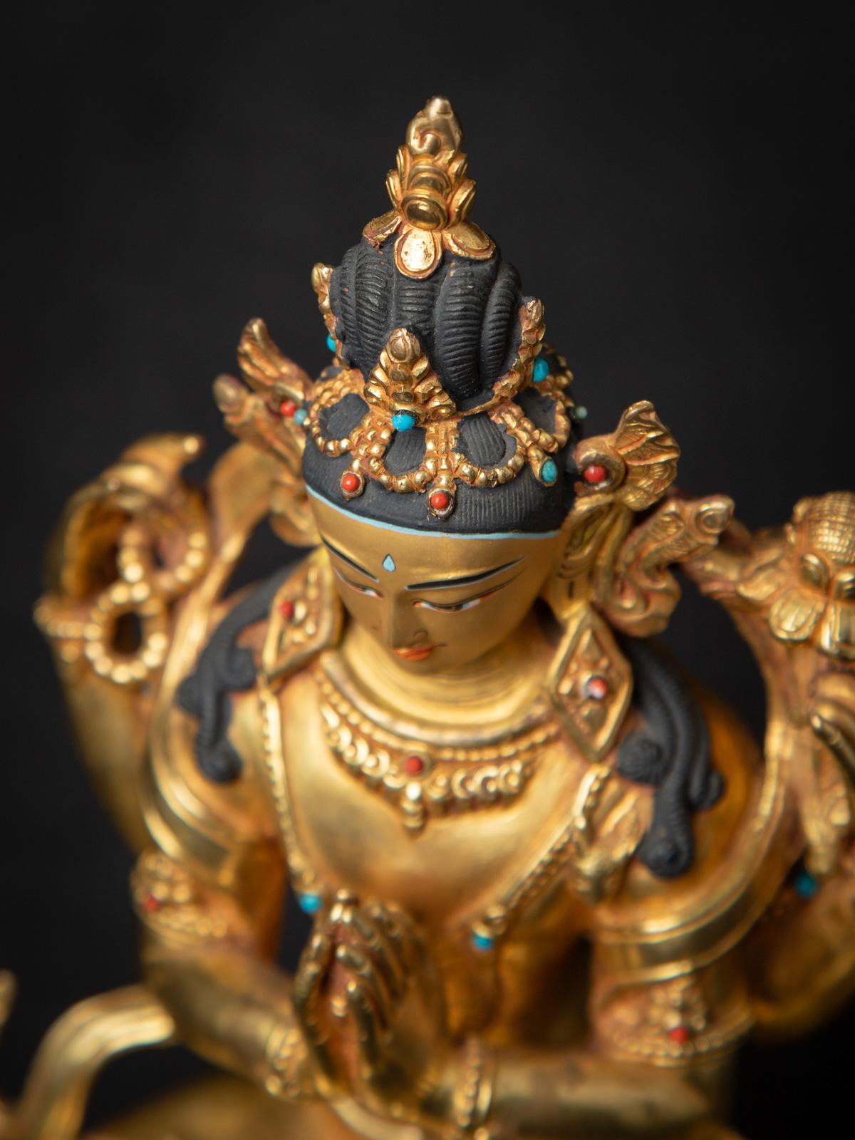 Statua Chenrezig in bronzo di alta qualità proveniente dal Nepal in vendita 8