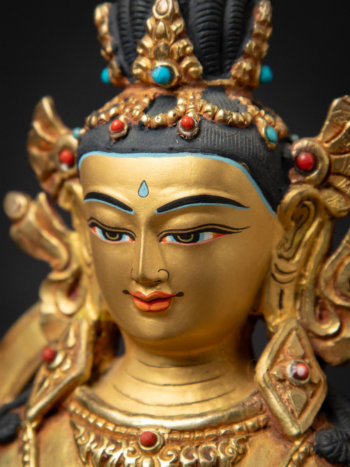 Statua Chenrezig in bronzo di alta qualità proveniente dal Nepal in vendita 9