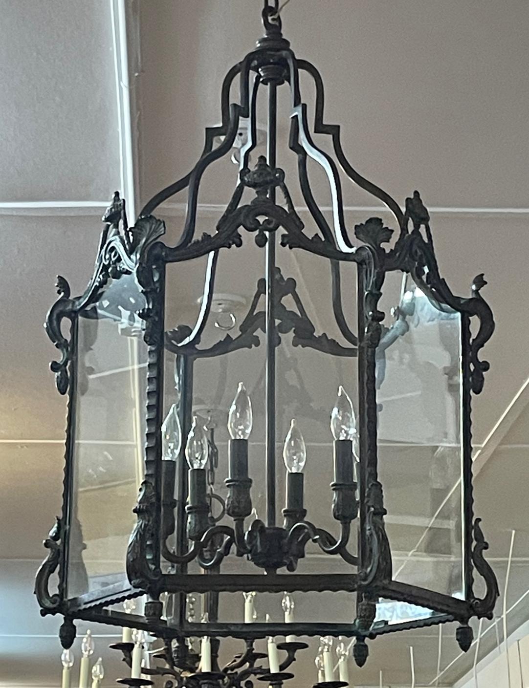 20th Century High Quality Bronze Patina 6 Light Chandelier Lantern 38 X 24 X 24 For Sale