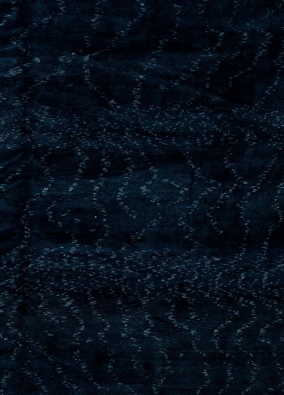 High-quality contemporary midnight blue handmade rug by Doris Leslie Blau
Size: 16'0