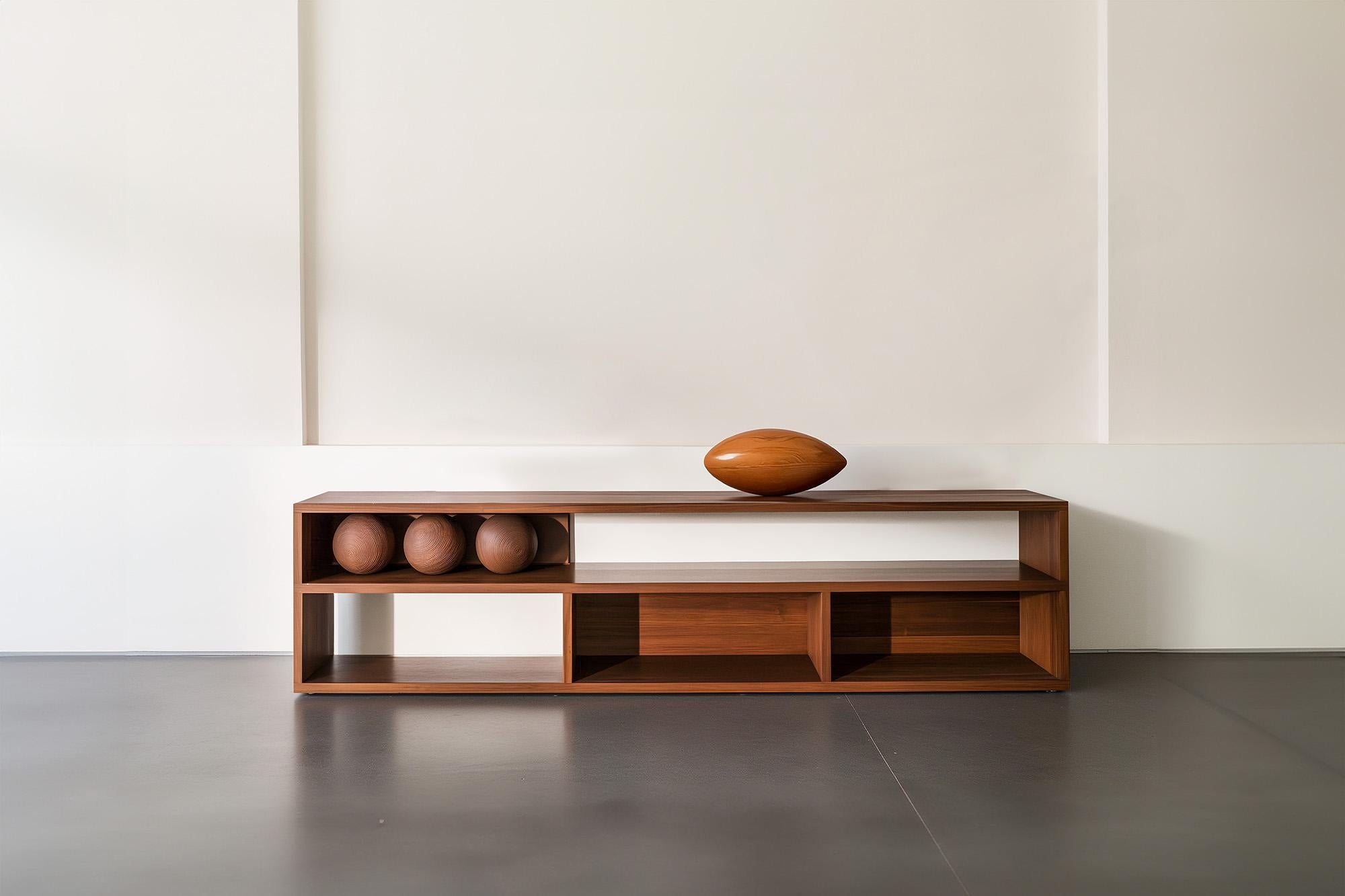 Credenza Artesanal de Alta Calidad 19, Colección Sereno, Esculturas Pequeñas Moderno de mediados de siglo en venta