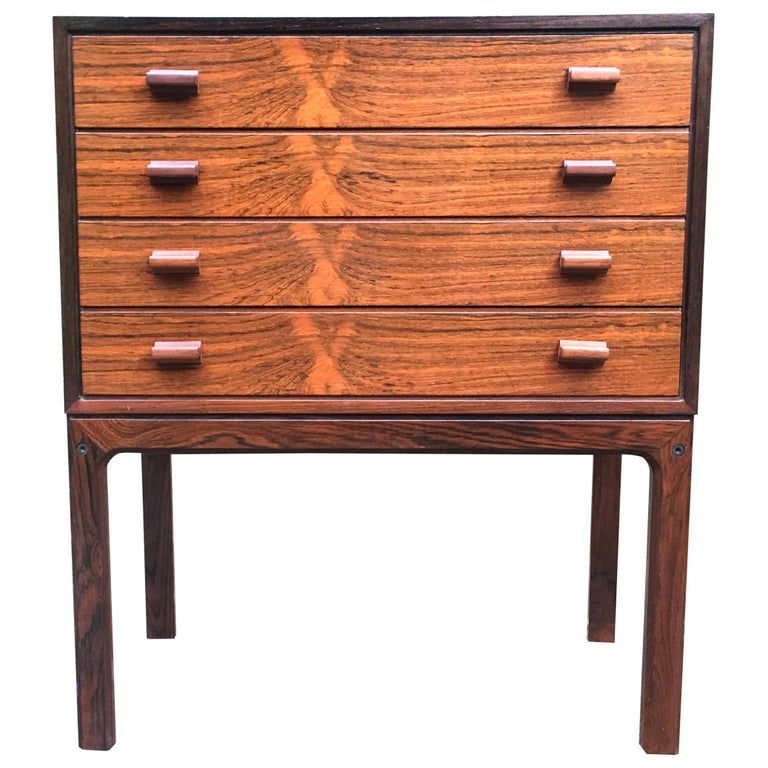 High Quality Danish Small Chest Of 4 Drawers For Sale At 1stdibs