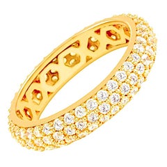 High Quality Diamond and 14 Carat Gold Wedding Band