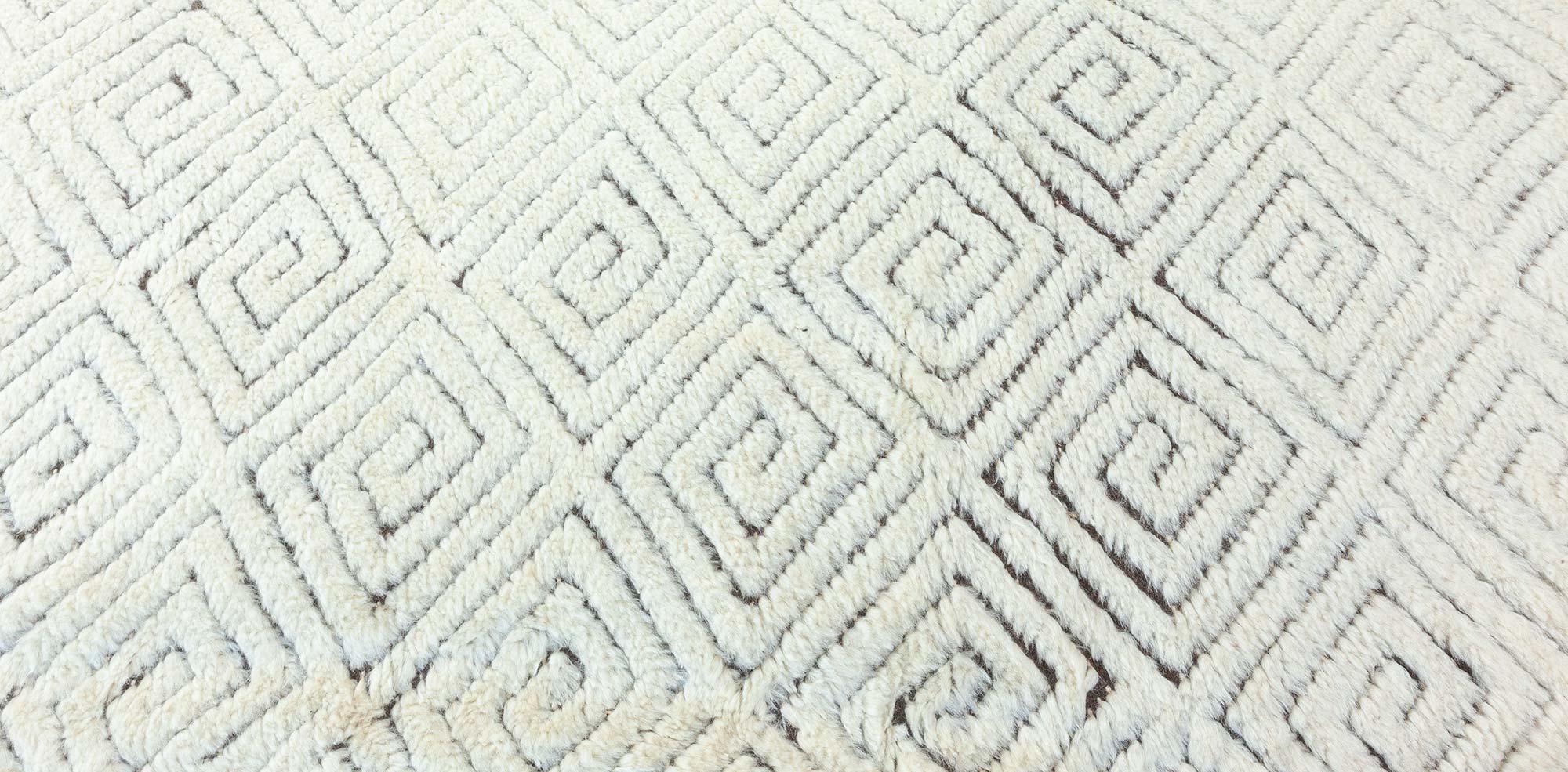 High-quality Extra Large High-Low Lattice Wool Rug by Doris Leslie Blau
Size: 14'2