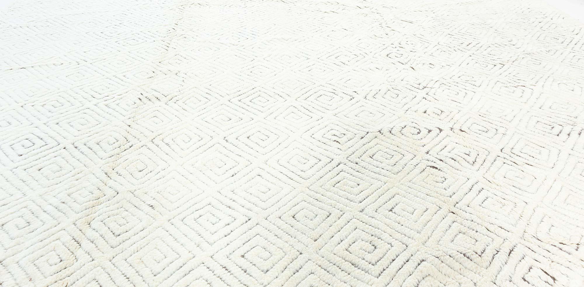 Extragroßer, hochlehner, niedriger Gitterteppich aus Wolle von Doris Leslie Blau, hochwertiger Qualität (Moderne) im Angebot