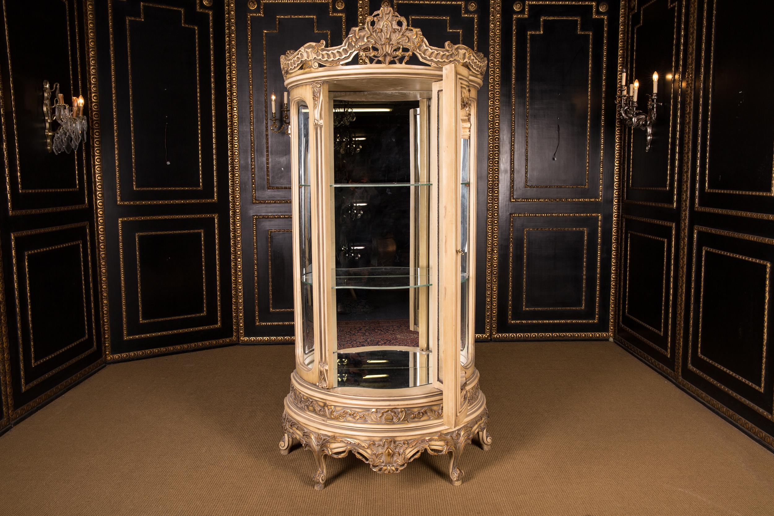 High Quality French Vitrine in the Louis Quinze Style 4