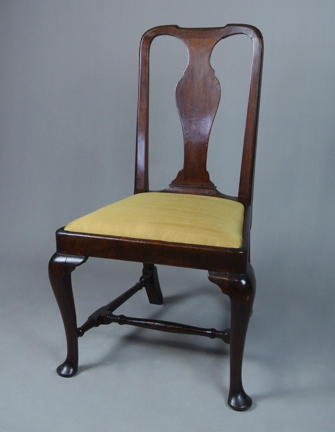 Georgian High Quality George II Mahogany Side Chair c. 1740 For Sale
