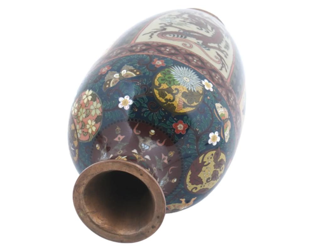 Cloisonné Vaso di alta qualità in smalto cloisonne giapponese con drago e uccello fenice in vendita