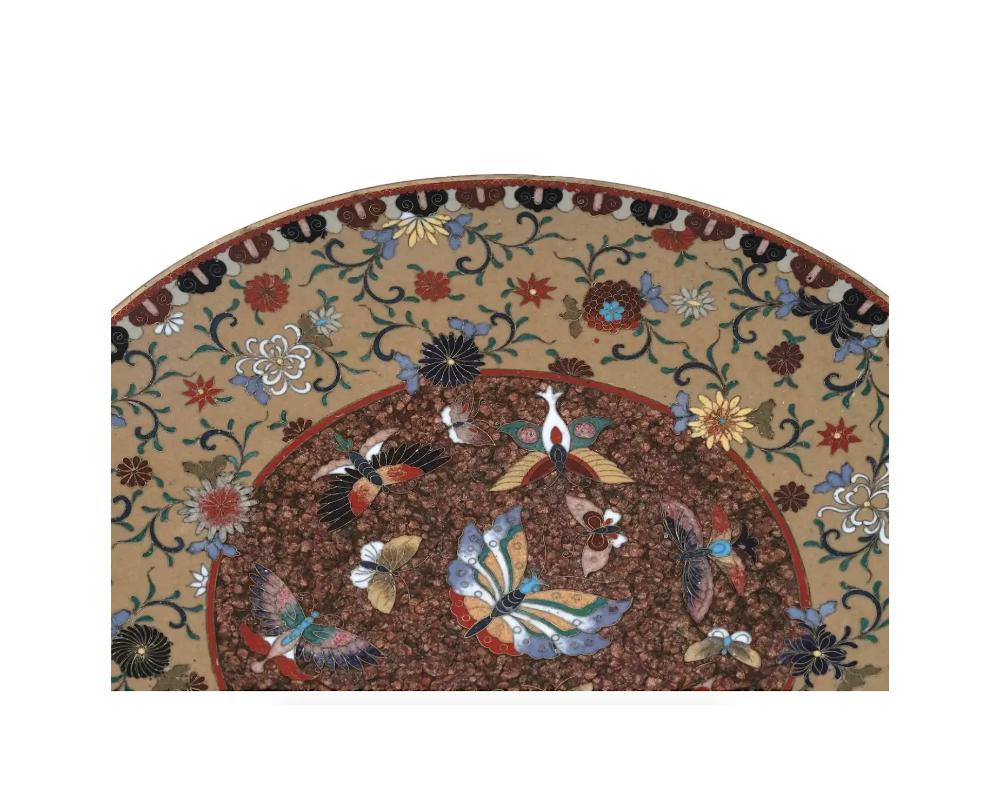 Plato Cargador Antiguo Meiji Japonés Cloisonné Esmalte Oro Piedra Bu siglo XIX en venta