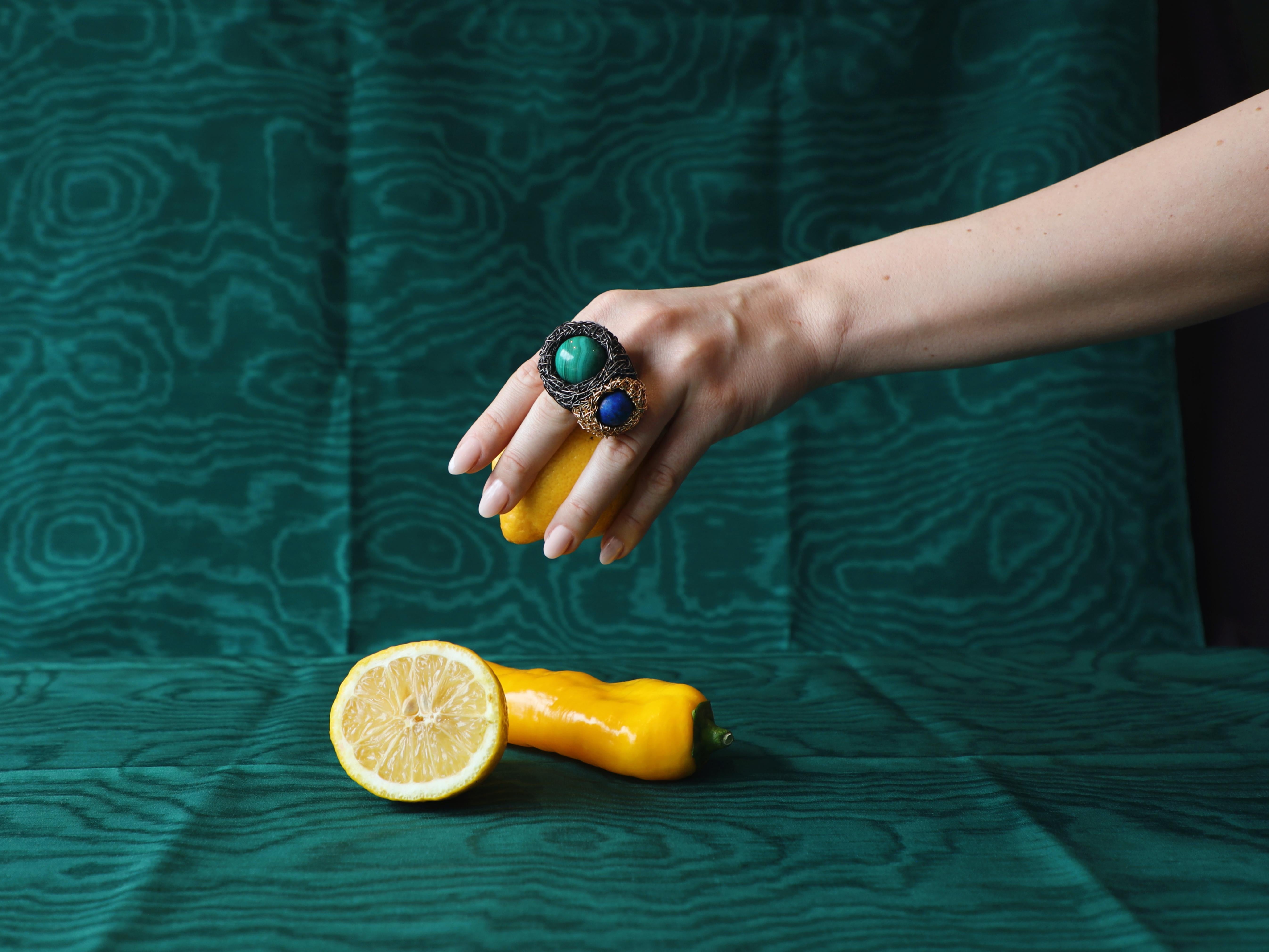 High quality Lapis Lazuli & Malachite One-Off 14 K Yellow Gold F. Cocktail Ring For Sale 8