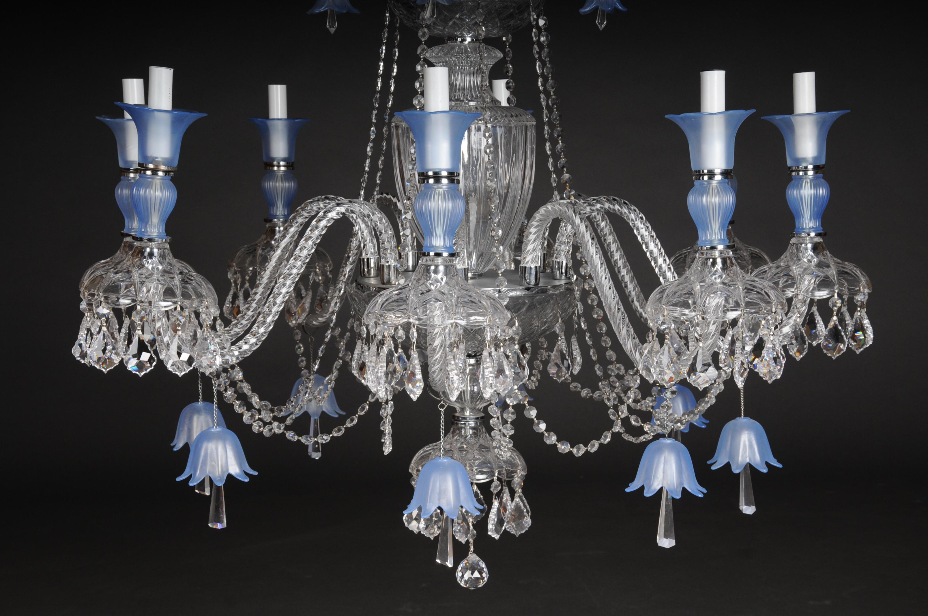 Sfaccettato Grande lampadario di cristallo di alta qualità, probabilmente di Murano in vendita