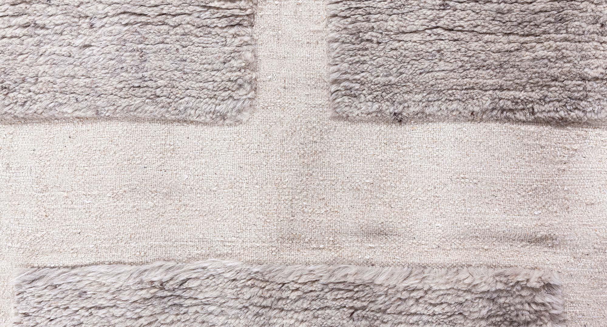 Indian Monumental Elegance: Modern Art Deco Wool Rug by Doris Leslie Blau For Sale