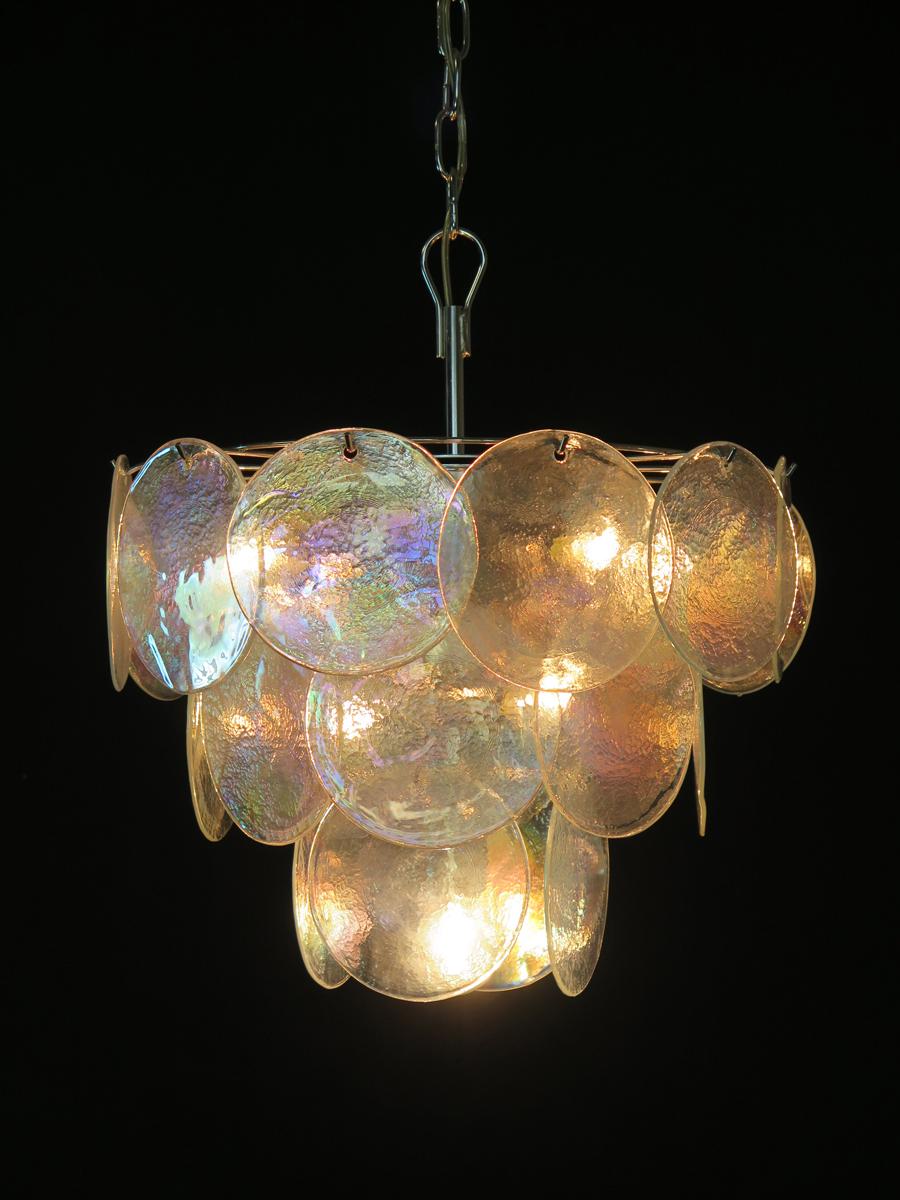 High Quality Murano Chandelier Space Age, 23 Iridescent Glasses In Good Condition In Gaiarine Frazione Francenigo (TV), IT