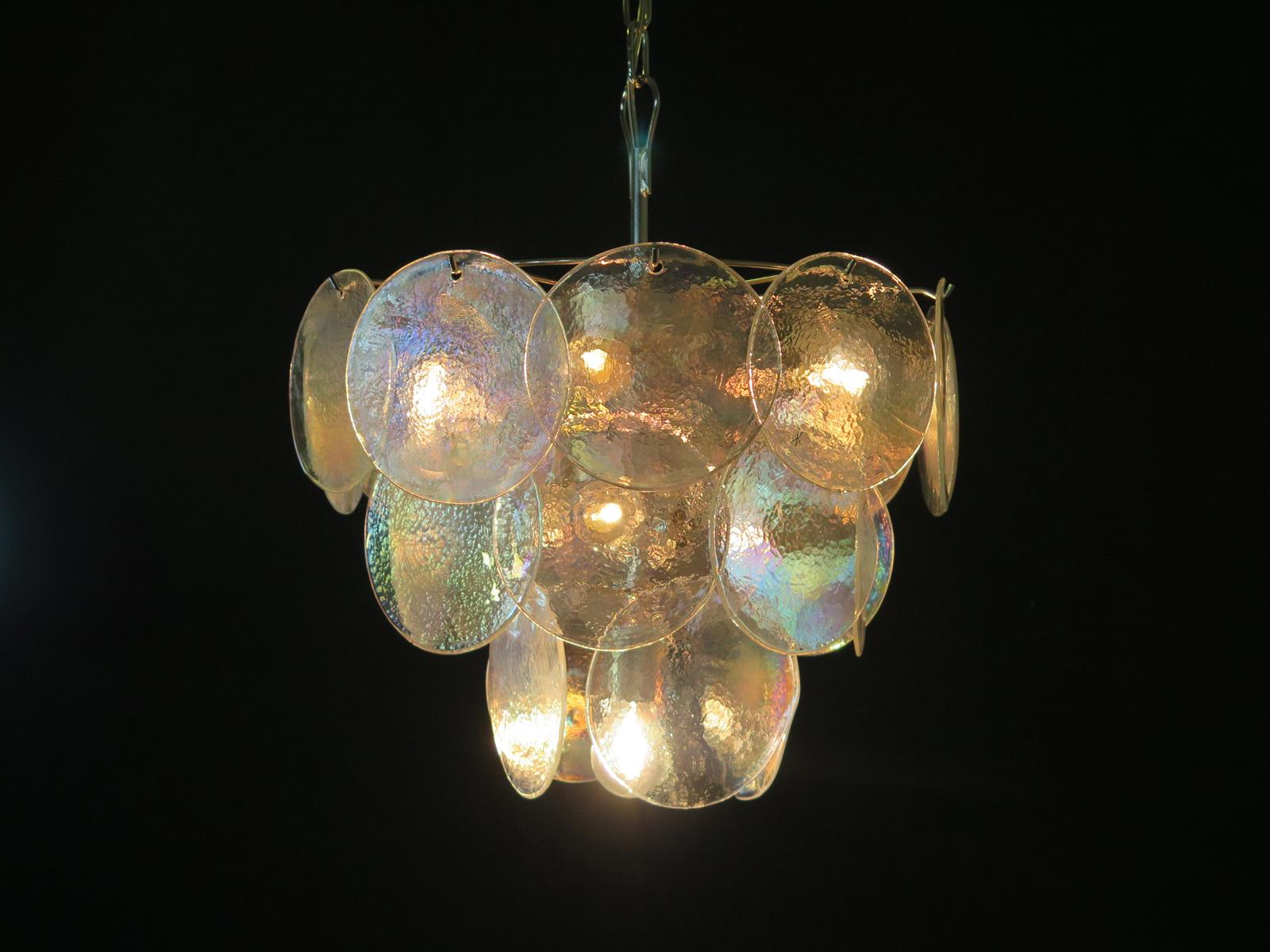 High quality Murano chandelier space age – 23 iridescent glasses In Good Condition For Sale In Gaiarine Frazione Francenigo (TV), IT