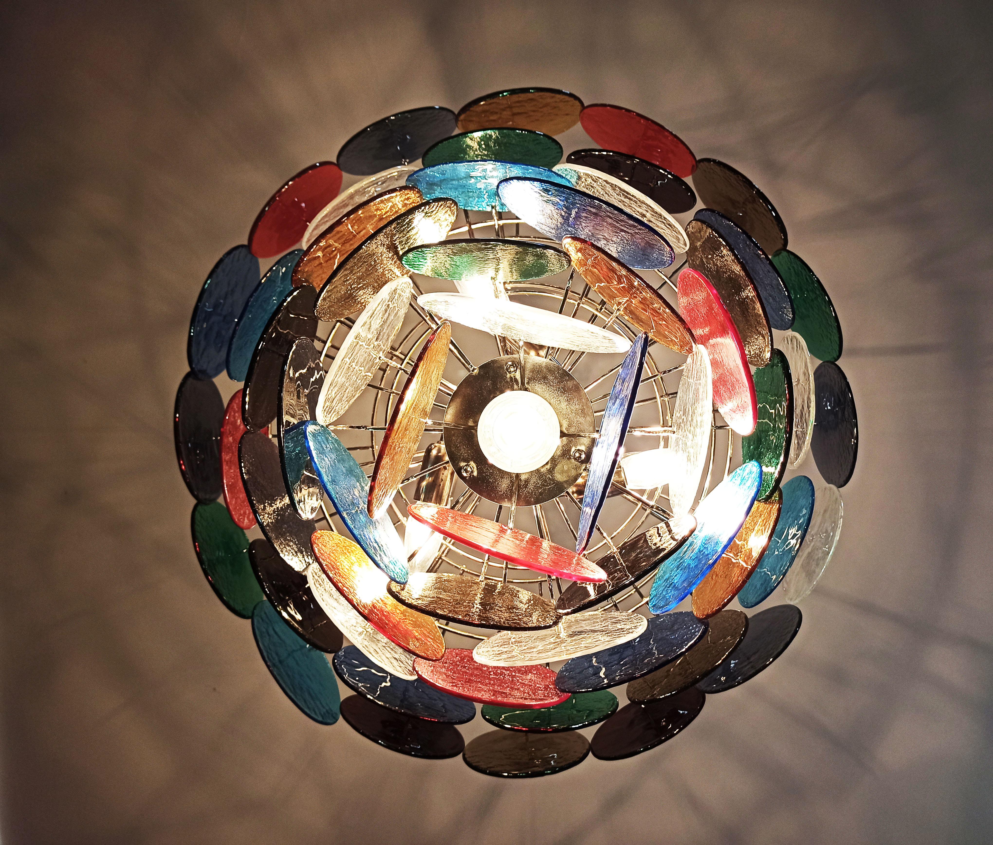 Lampadario di Murano di alta qualità A Space Age, 57 vetri multicolori in vendita 4
