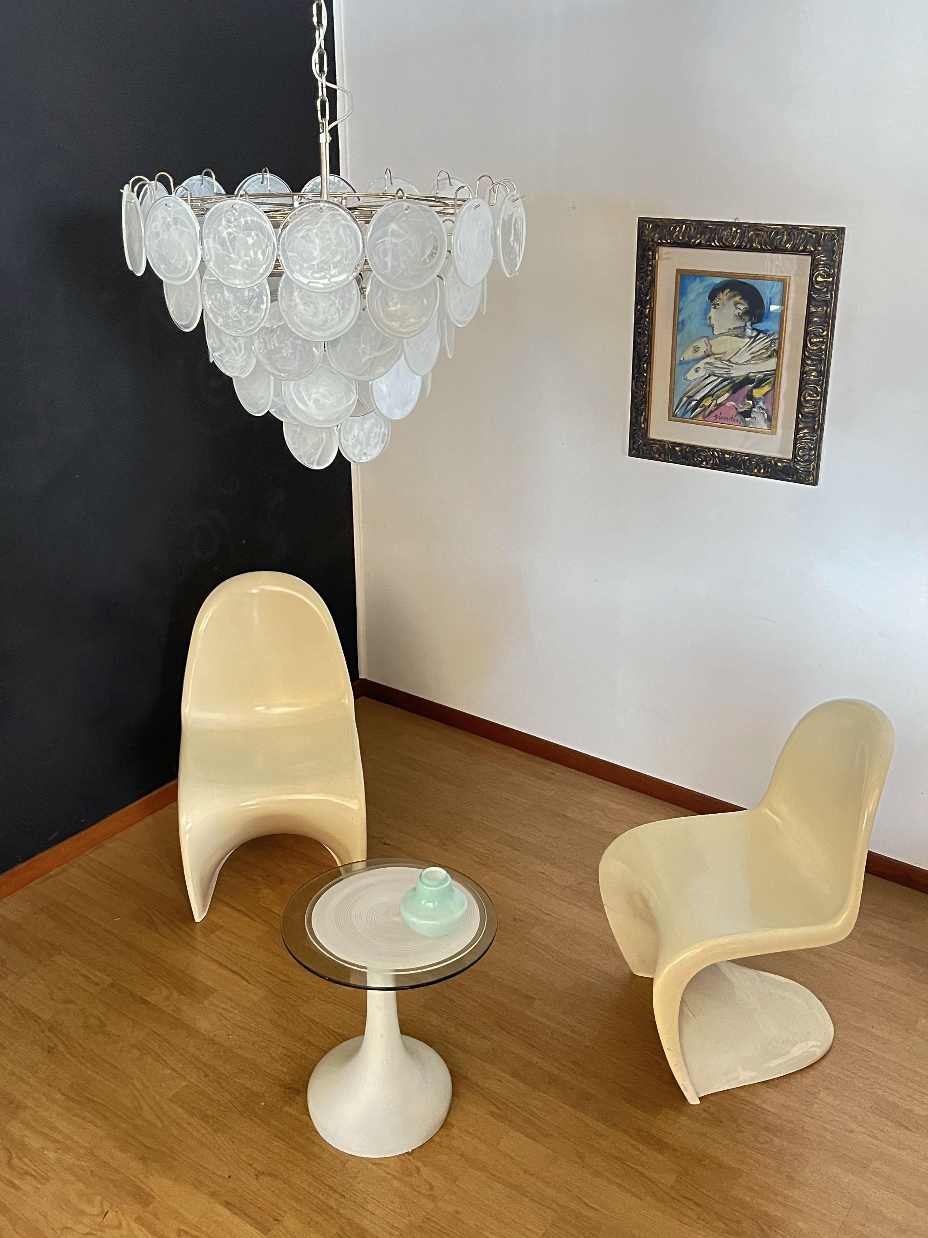 Murano-Kronleuchter, Raumteiler mit 57 weißen albaster- irisierenden Gläsern im Angebot 3