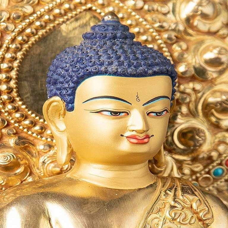 High quality Nepali bronze Buddha statue from Nepal For Sale at 1stDibs