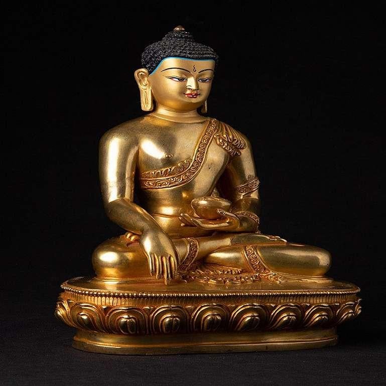 Bronze High Quality Nepali Buddha Statue from Nepal For Sale