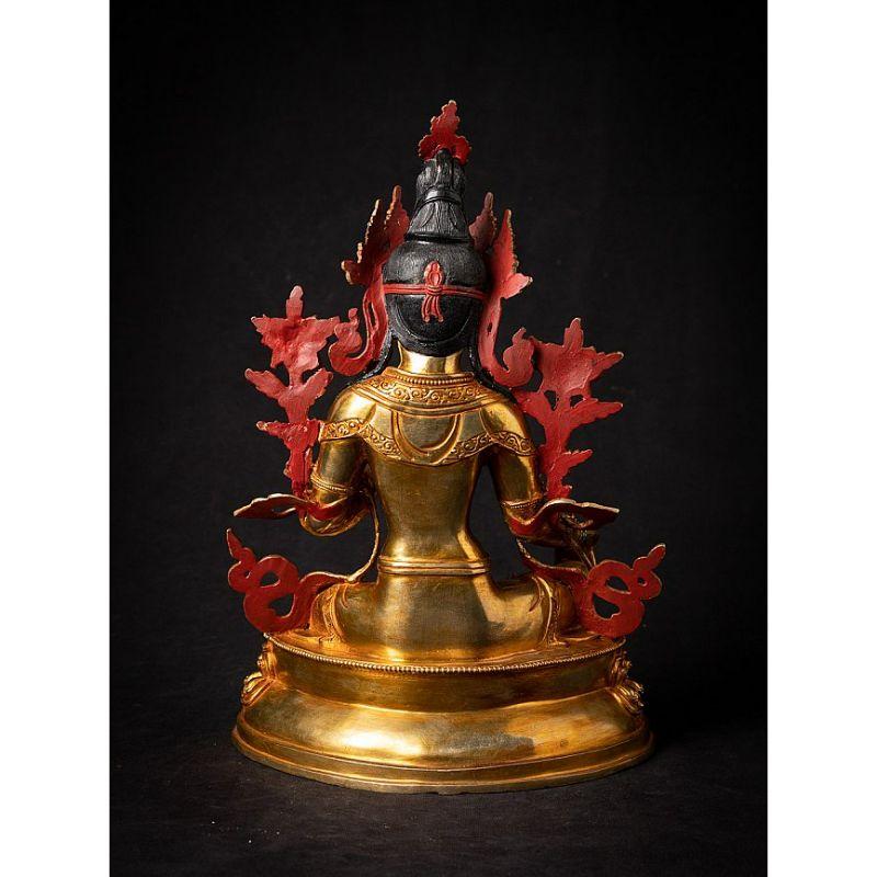 High quality Nepali Green Tara statue from Nepal In Good Condition For Sale In DEVENTER, NL