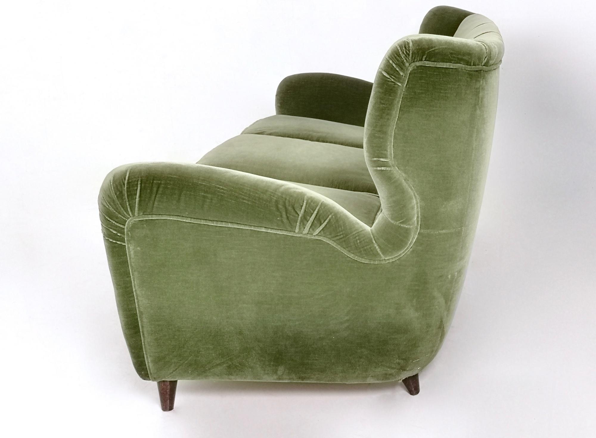 Mid-20th Century High-Quality Olive Green Velvet Sofa with Ebonized Wood Feet, Italy, 1950s