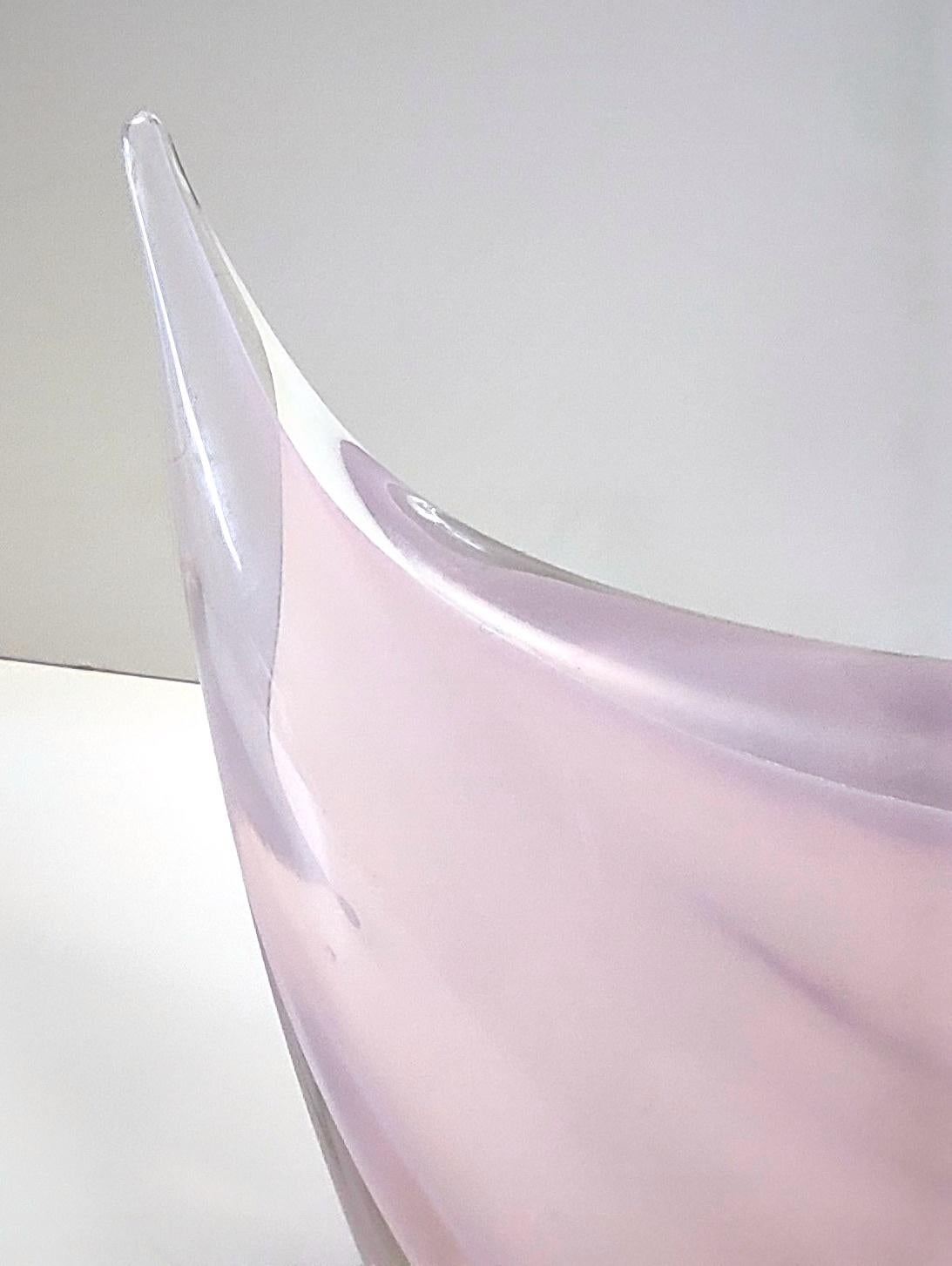 Verre de Murano Sommerso rose en forme de cygne postmoderne de haute qualité par Elio Raffaeli, Italie en vente 10