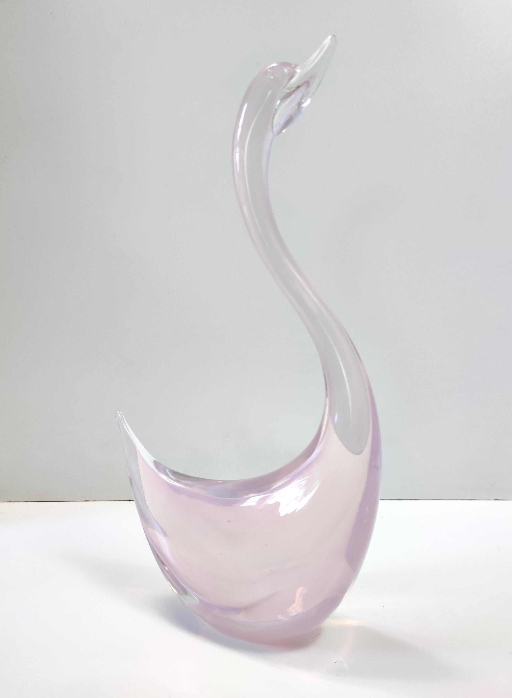 High-Quality Postmodern Pink Sommerso Murano Glass Swan by Elio Raffaeli, Italy For Sale 1