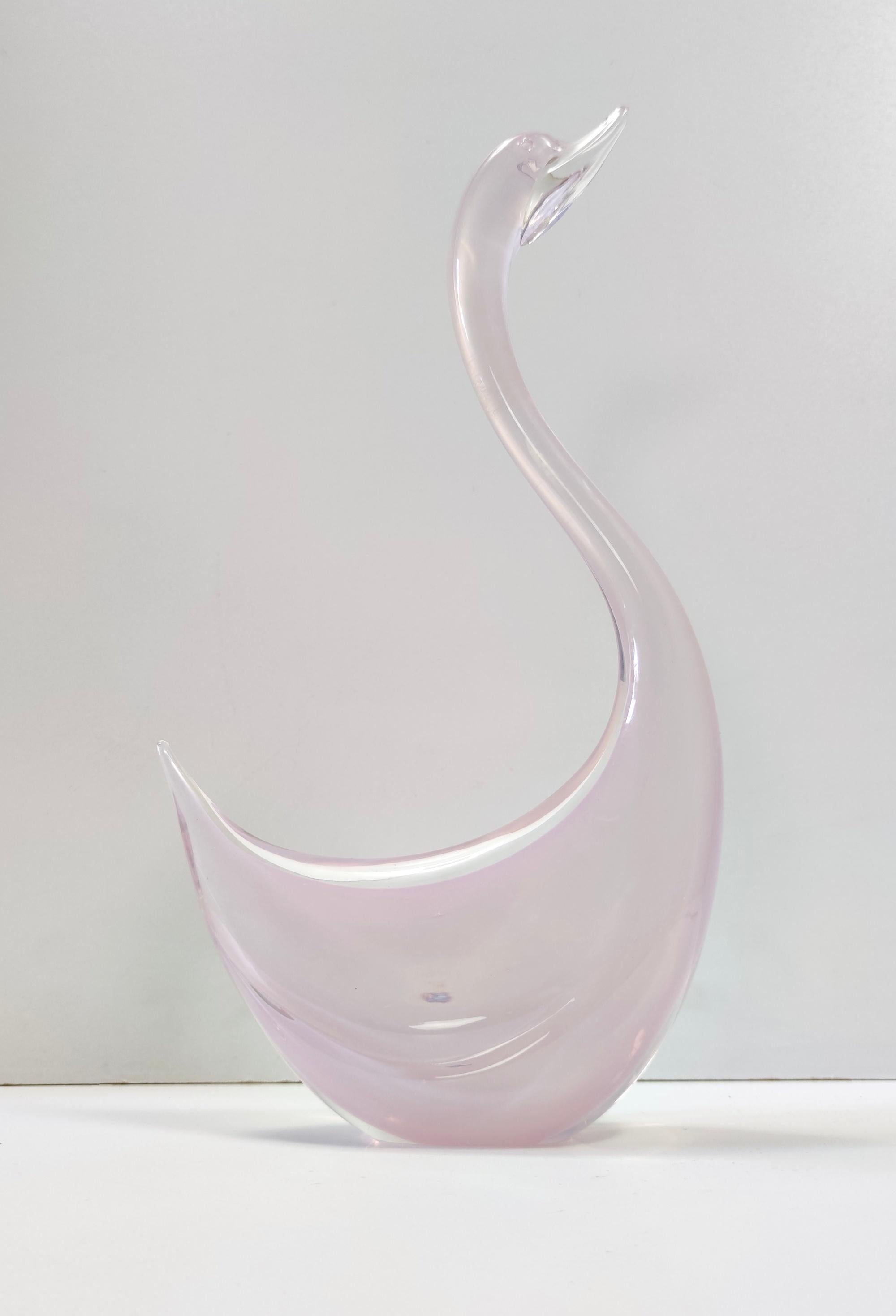 High-Quality Postmodern Pink Sommerso Murano Glass Swan by Elio Raffaeli, Italy For Sale 3