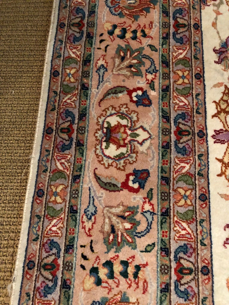 High Quality Rug, Carpet Cork Wool with Silk Very Fine Knotted For Sale