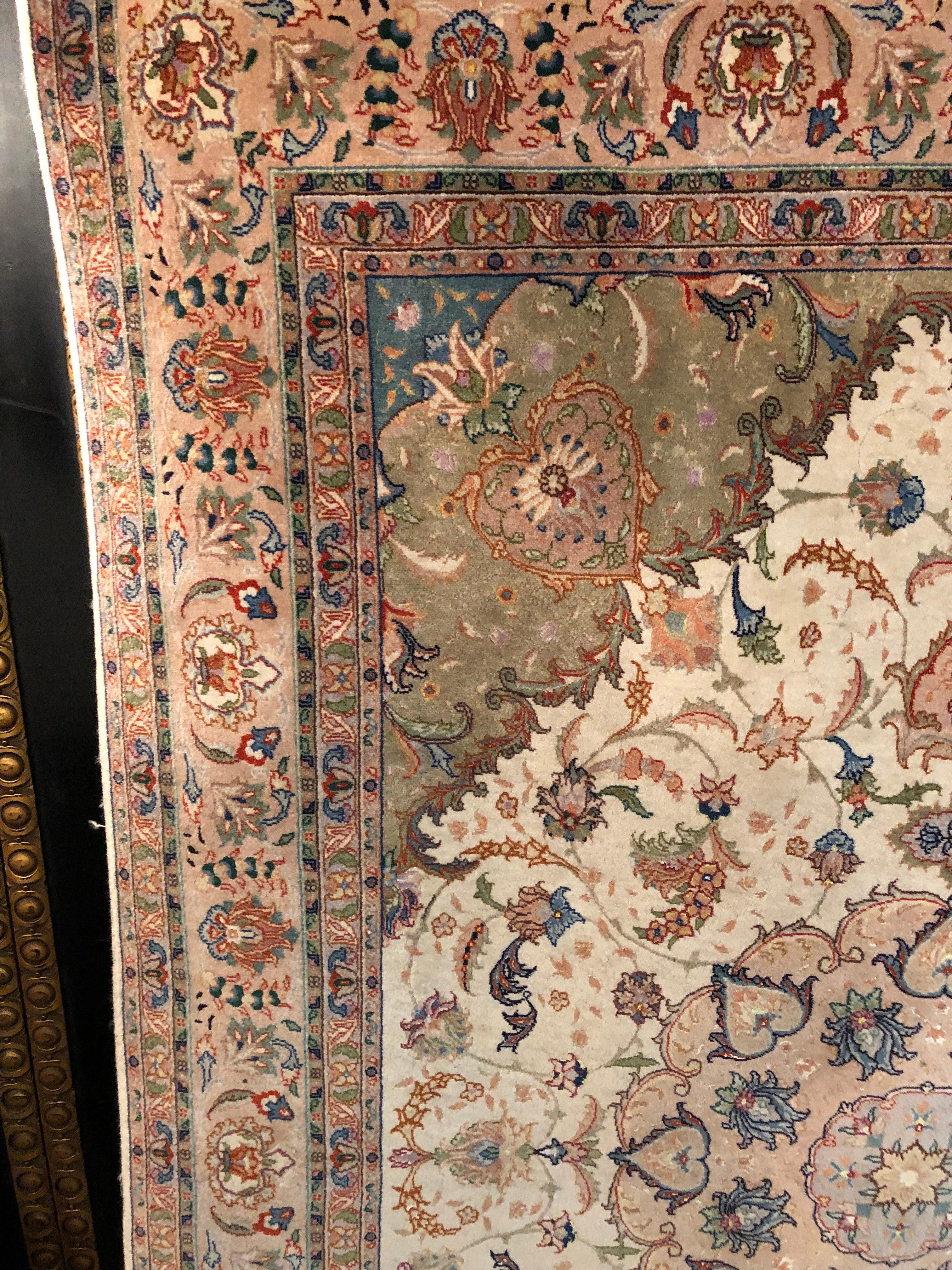 Hand knotted cork wool with silk oriental rug, these rugs are made in the renowned knotting areas.

These pieces are works of art of the highest quality worked in materials and crafts.

Please look at the carpet with patience and attention. Each