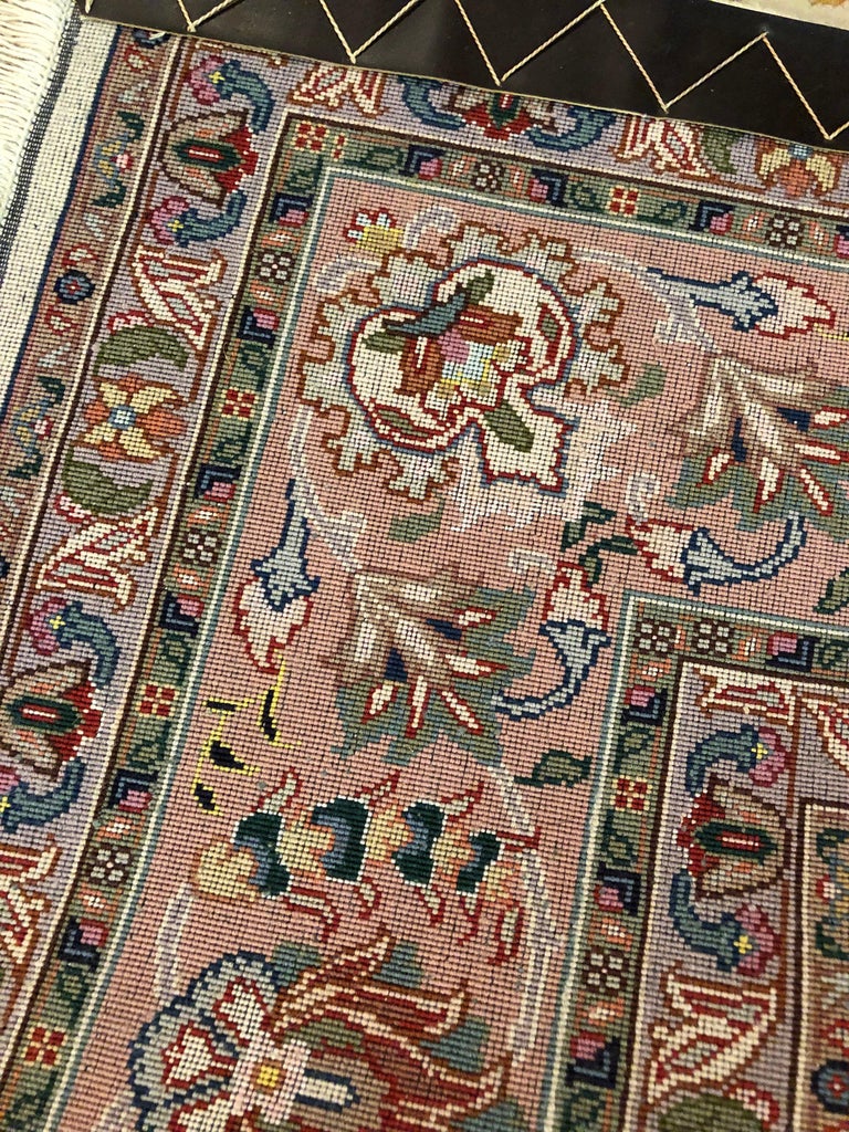 High Quality Rug, Carpet Cork Wool with Silk Very Fine Knotted For Sale