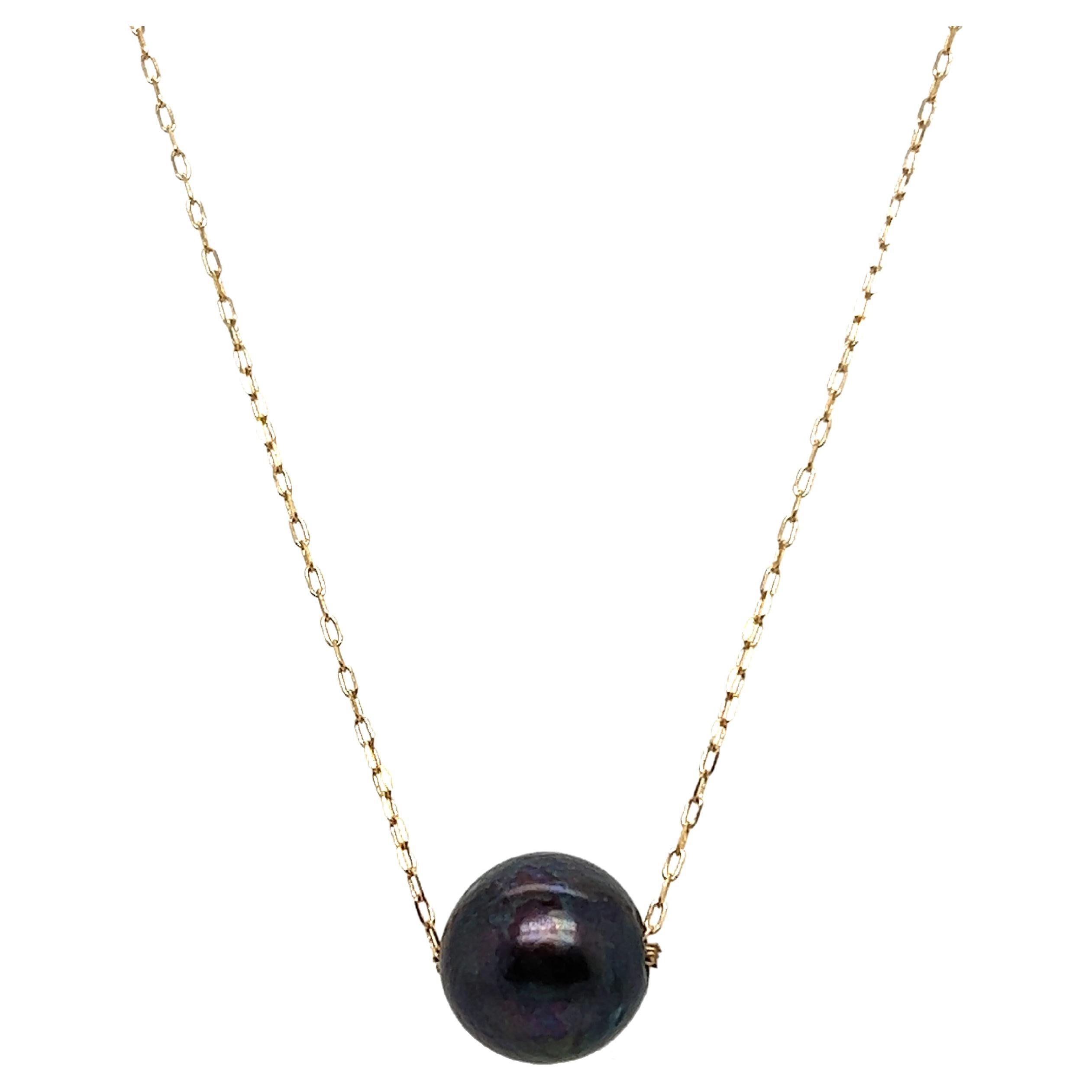 High Quality Tahitian Black Pearl Necklace Pendant 18k Yellow Gold For Sale