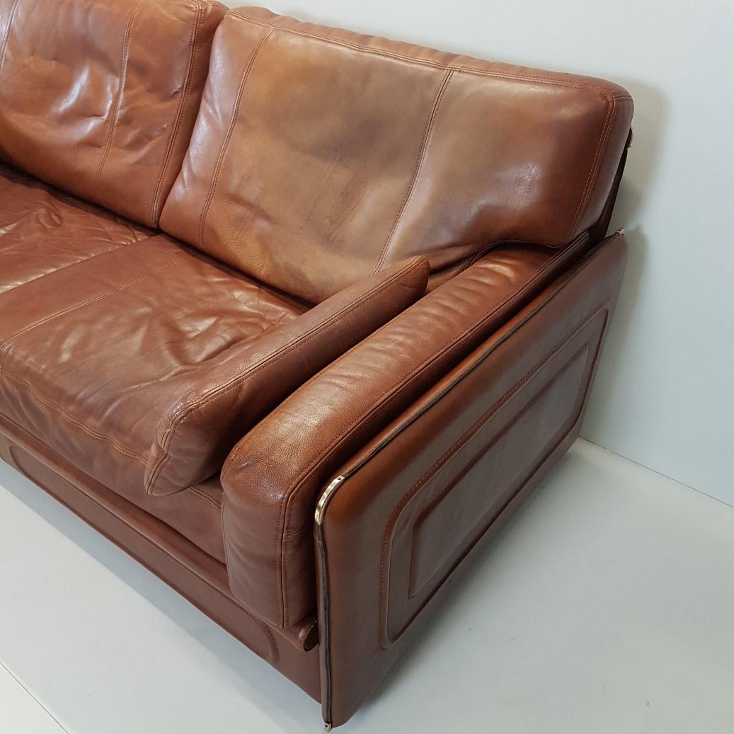 Italian High Quality Thick Leather Sofa Model Miami by Baxter, 1993