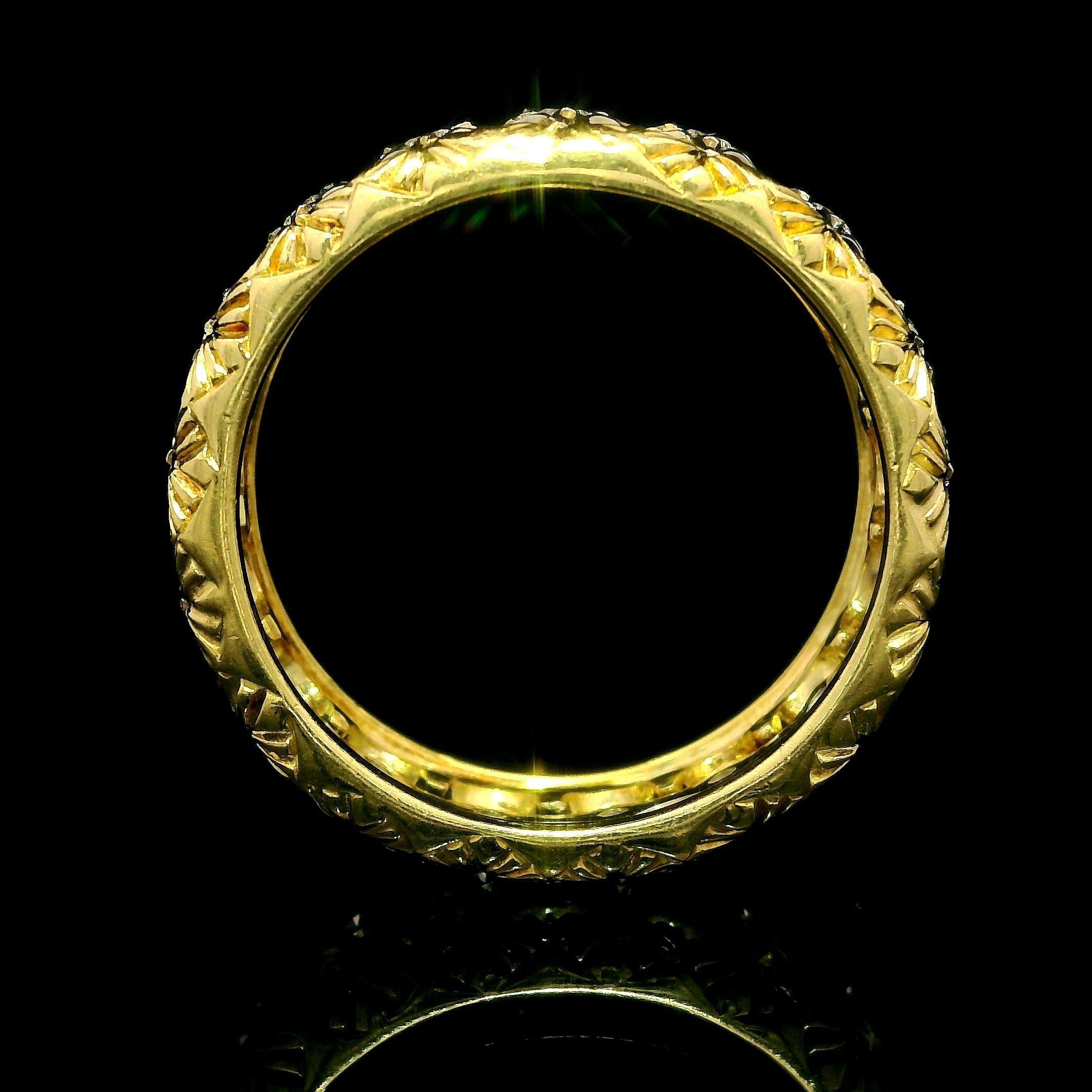 Hohe Qualität gut gemacht 18k TT Gold 0,30ctw Diamant 7,2mm gravierte offene Arbeit Band im Angebot 1