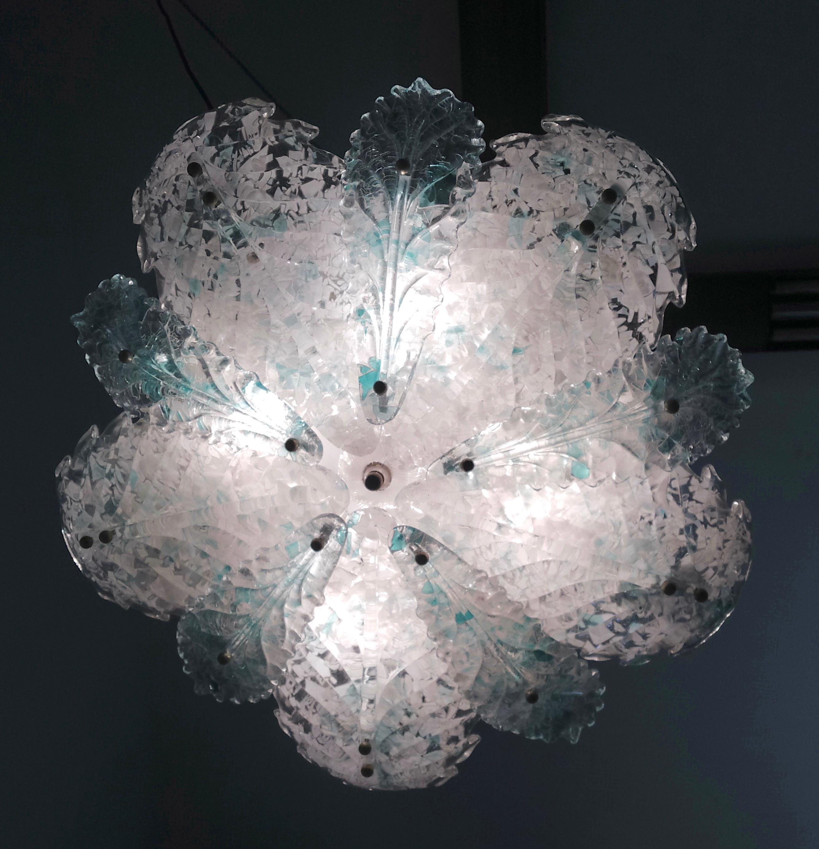 Late 20th Century High-Quality Postmodern White and Light Blue Murano Glass Ceiling Light, Italy