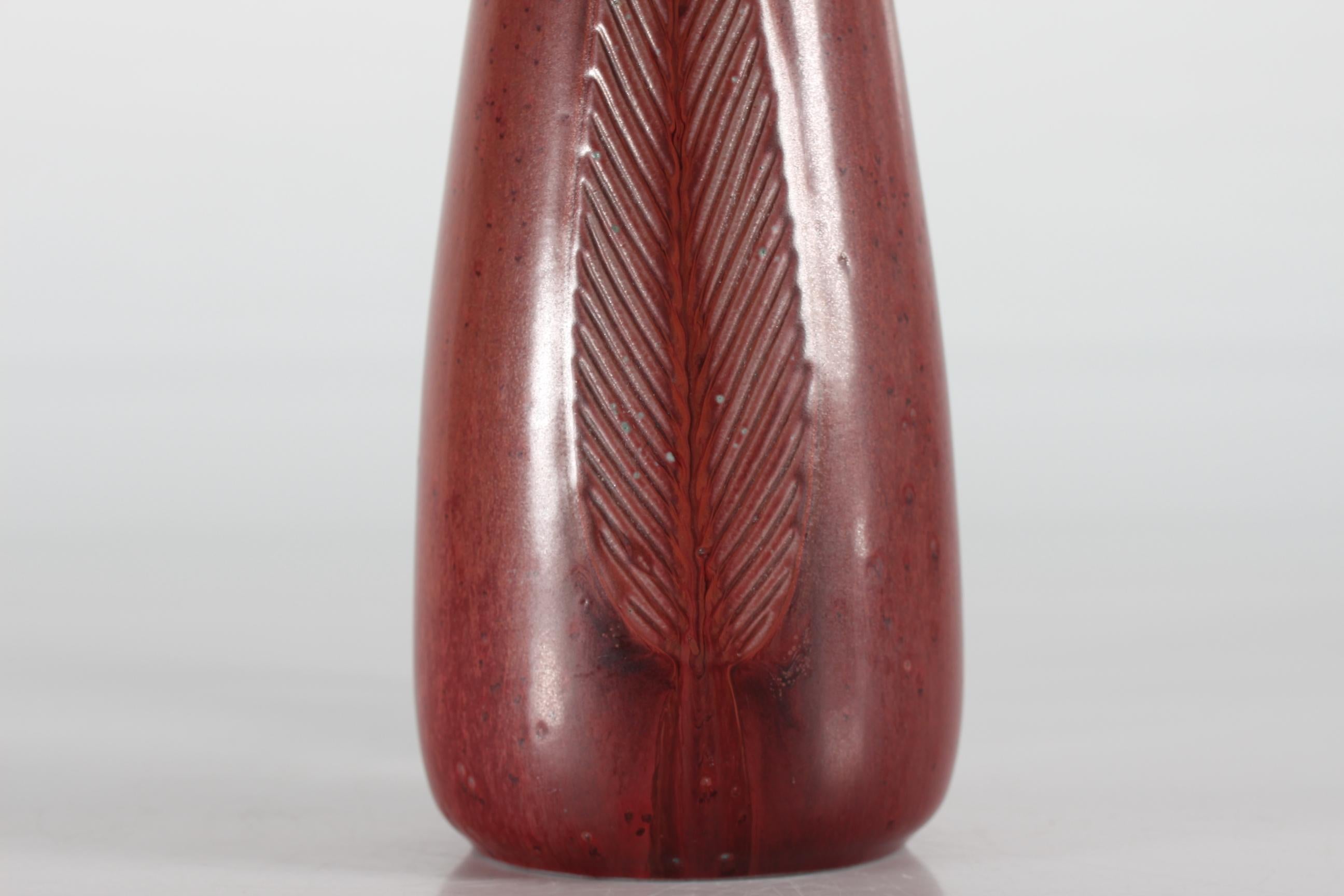 High Royal Copenhagen Ox Blood Stoneware Table Lamp by Gerd Bøgelund Denmark 60s For Sale 3