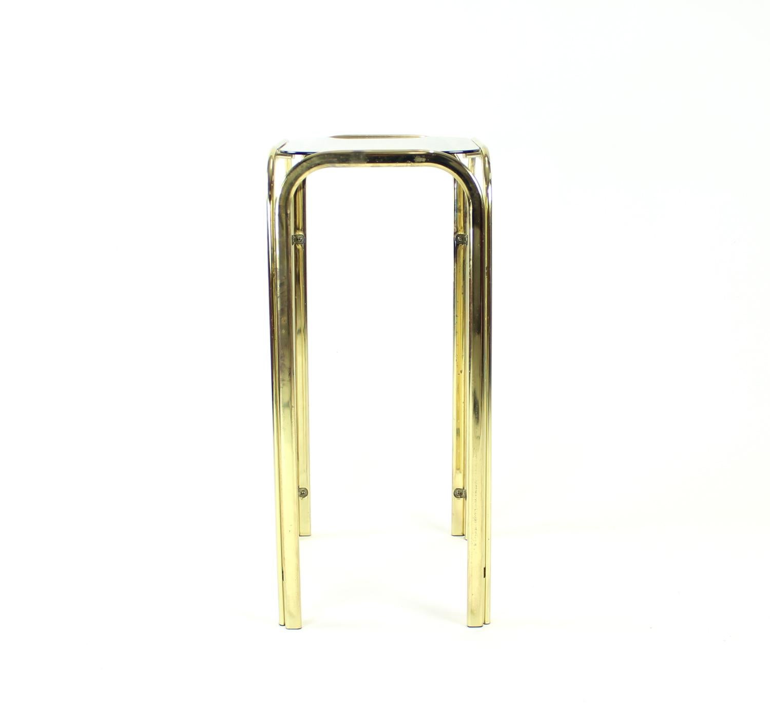 Table d'appoint haute avec plateau en verre, Tchécoslovaquie, 1970 en vente 1