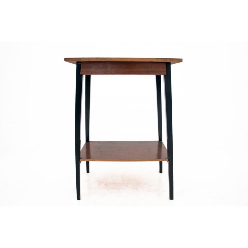 Milieu du XXe siècle Table d'appoint haute style rétro, Pologne, années 1960 en vente