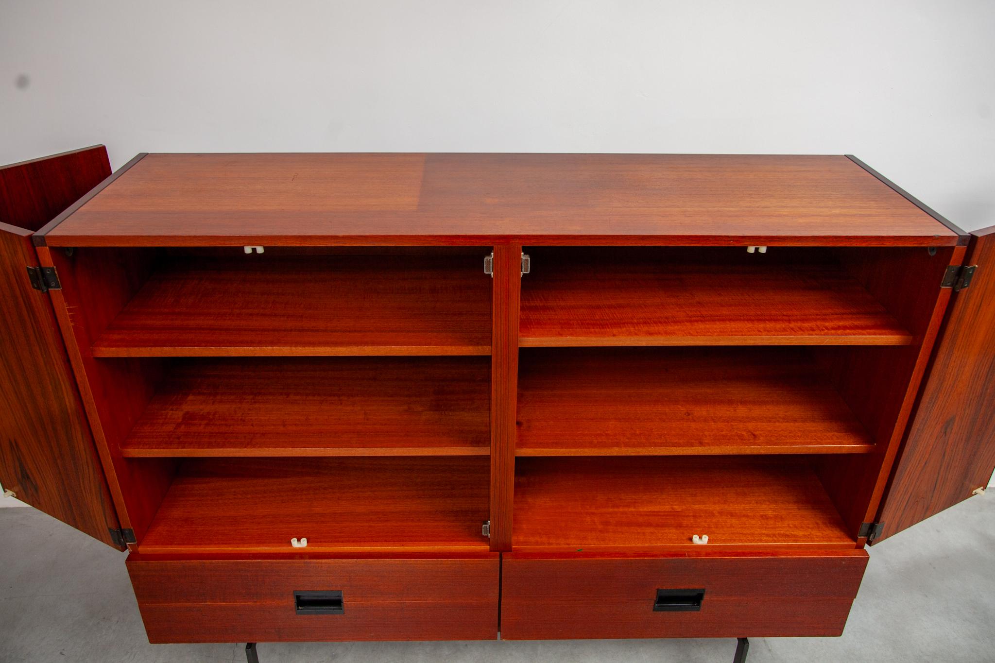 Enfilade haut conçu par Cees Braakman pour Pastoe, Serie CU 04 en vente 7