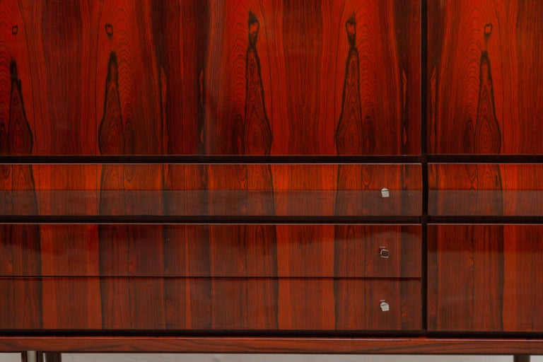 High Sideboard, Dry Bar in High Gloss Italian in Style of Paolo Buffa, 1960s For Sale 1