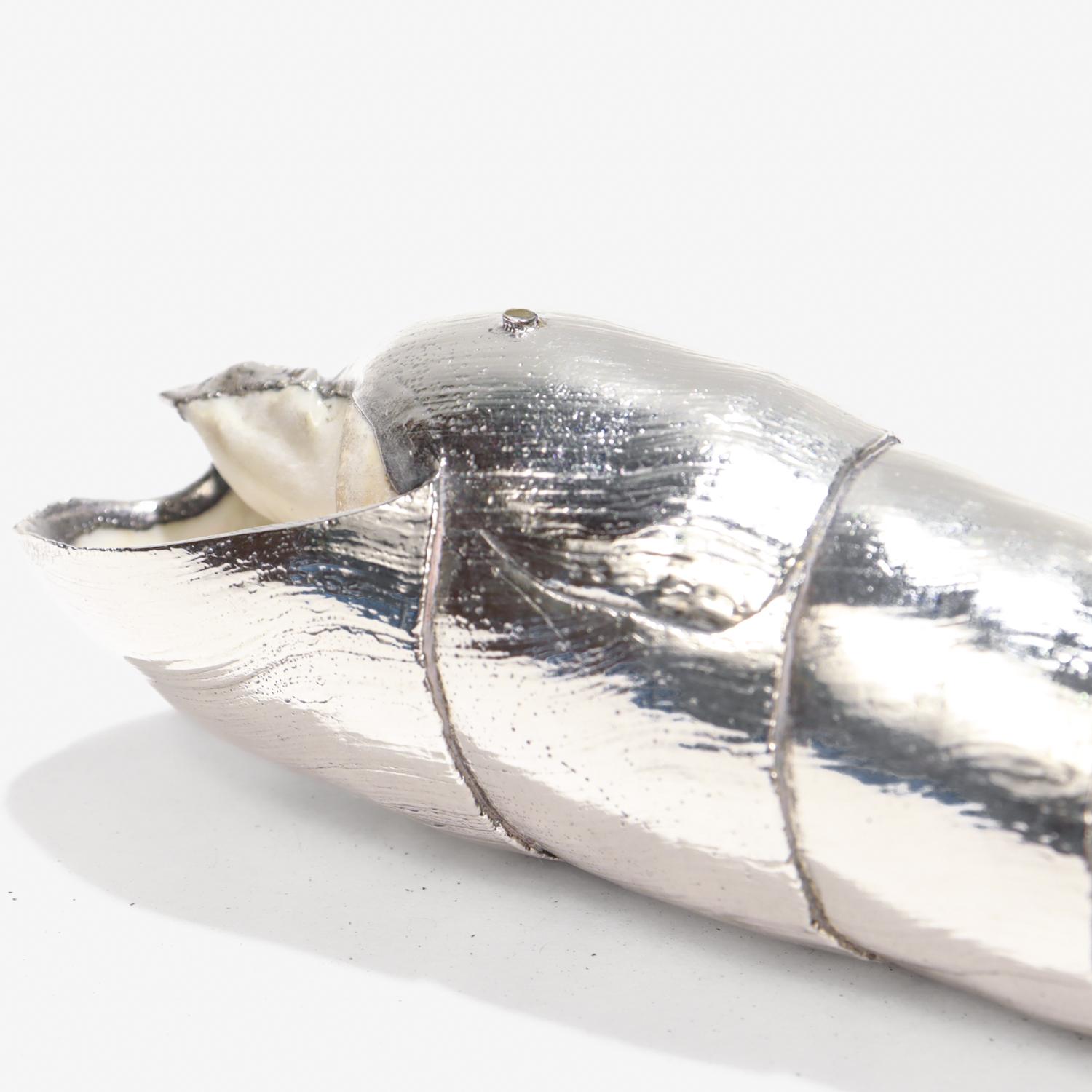 Conchiglia ad alta pressione con sovrapposizione di argento Sterling in vendita 5