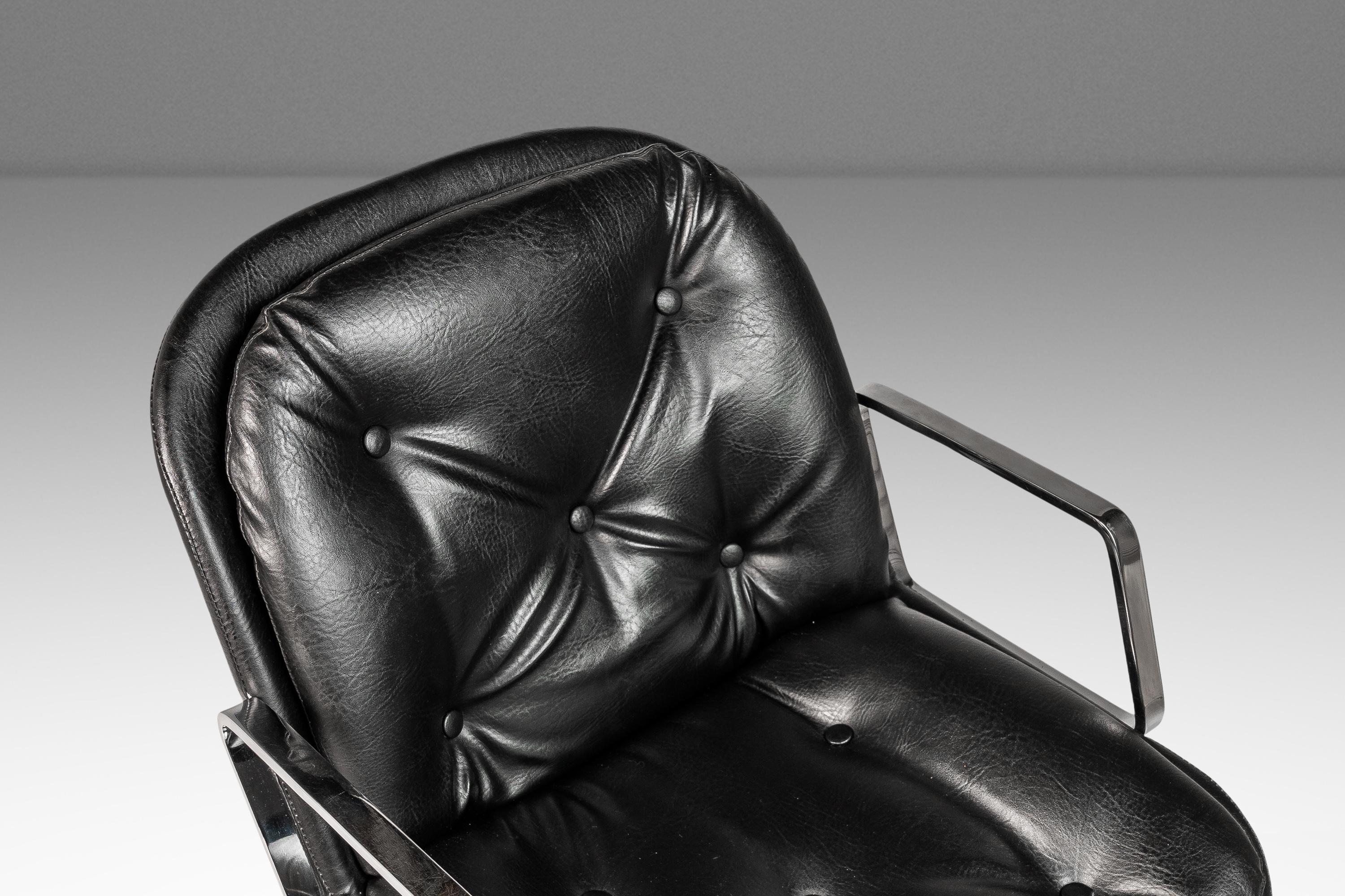 Chaise de bureau à haut niveau en chrome et vinyle d'après Charles Pollock, États-Unis, années 1960 en vente 5