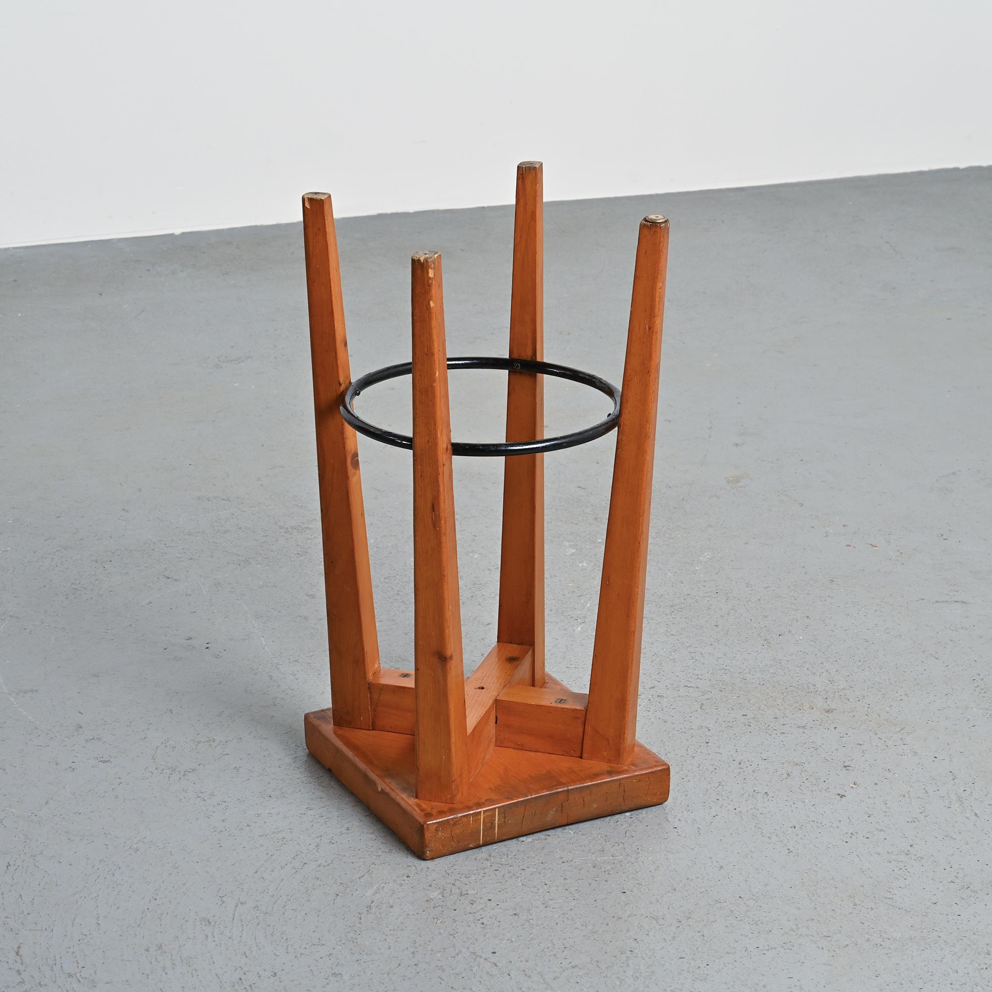 Sgabello alto di Christian Durupt, Méribel, circa 1960 in vendita 7