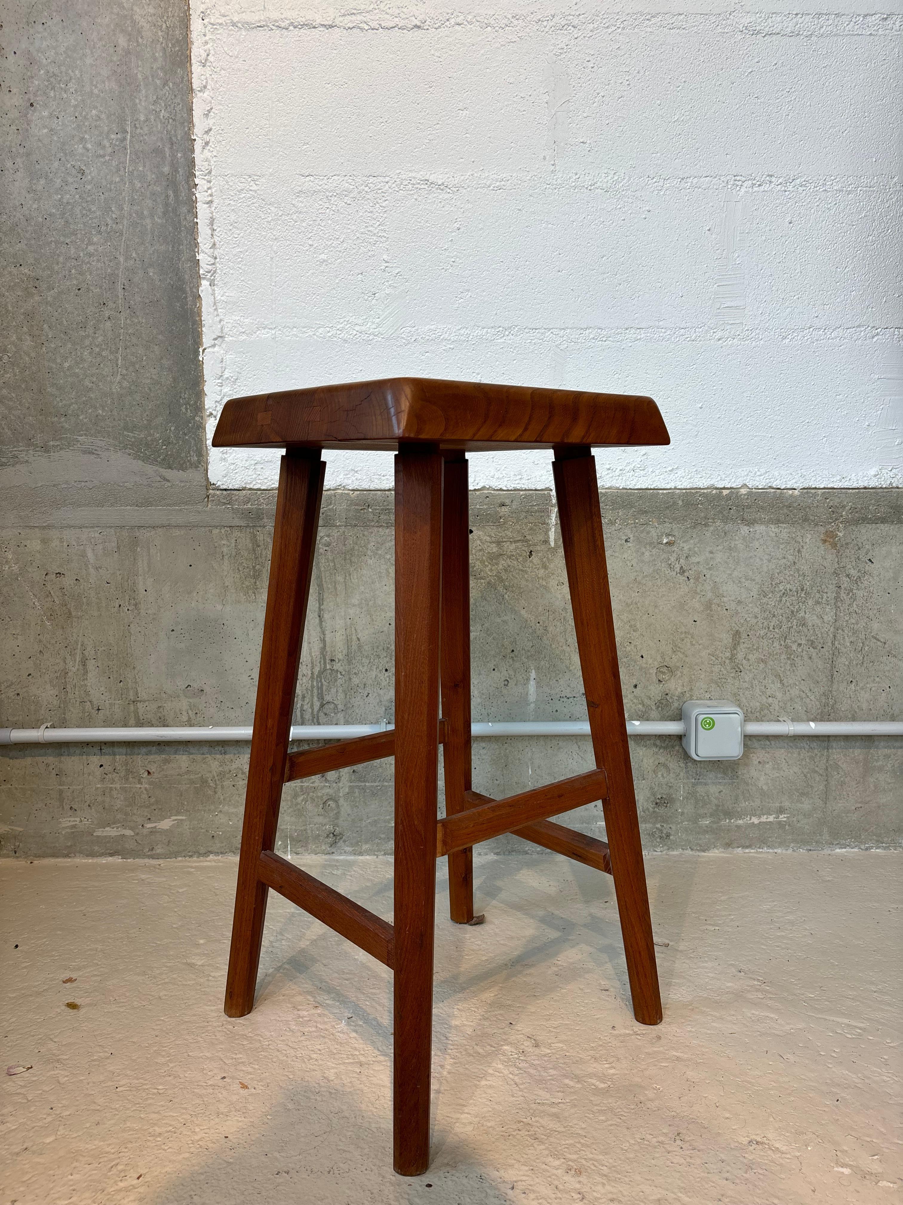 Hoher hocker von Pierre Chapo im Angebot 3